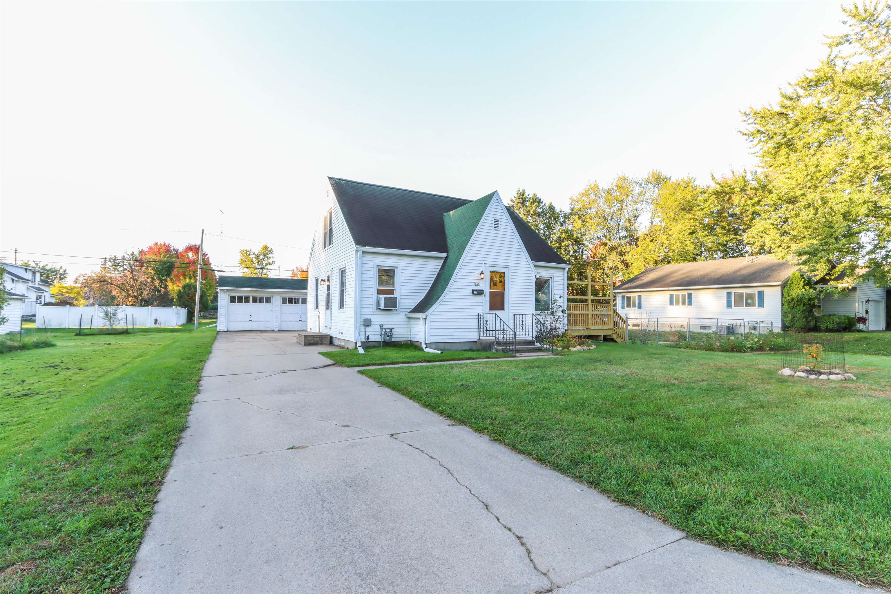 449 Wadleigh Street Property Photo 17