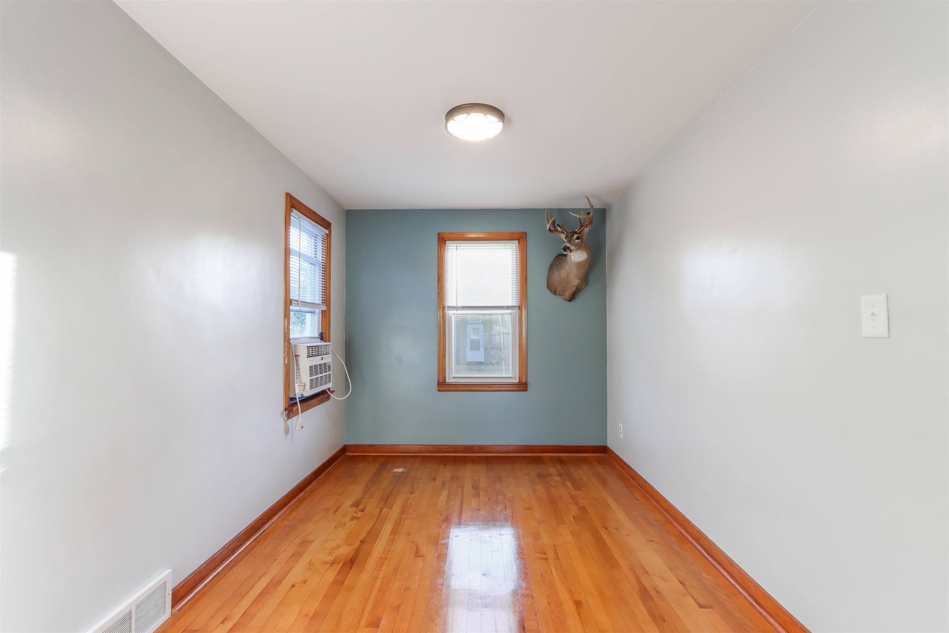 449 Wadleigh Street Property Photo 22