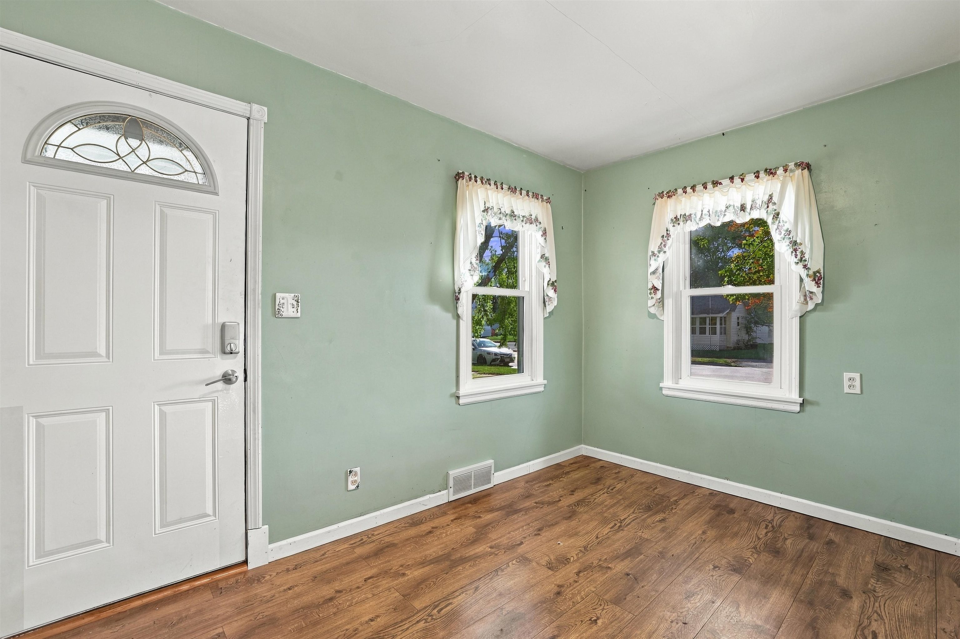 520 13th Street North Property Photo 8