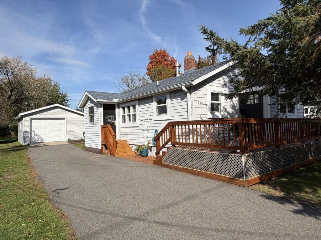 1906 Spring Street Property Photo 1