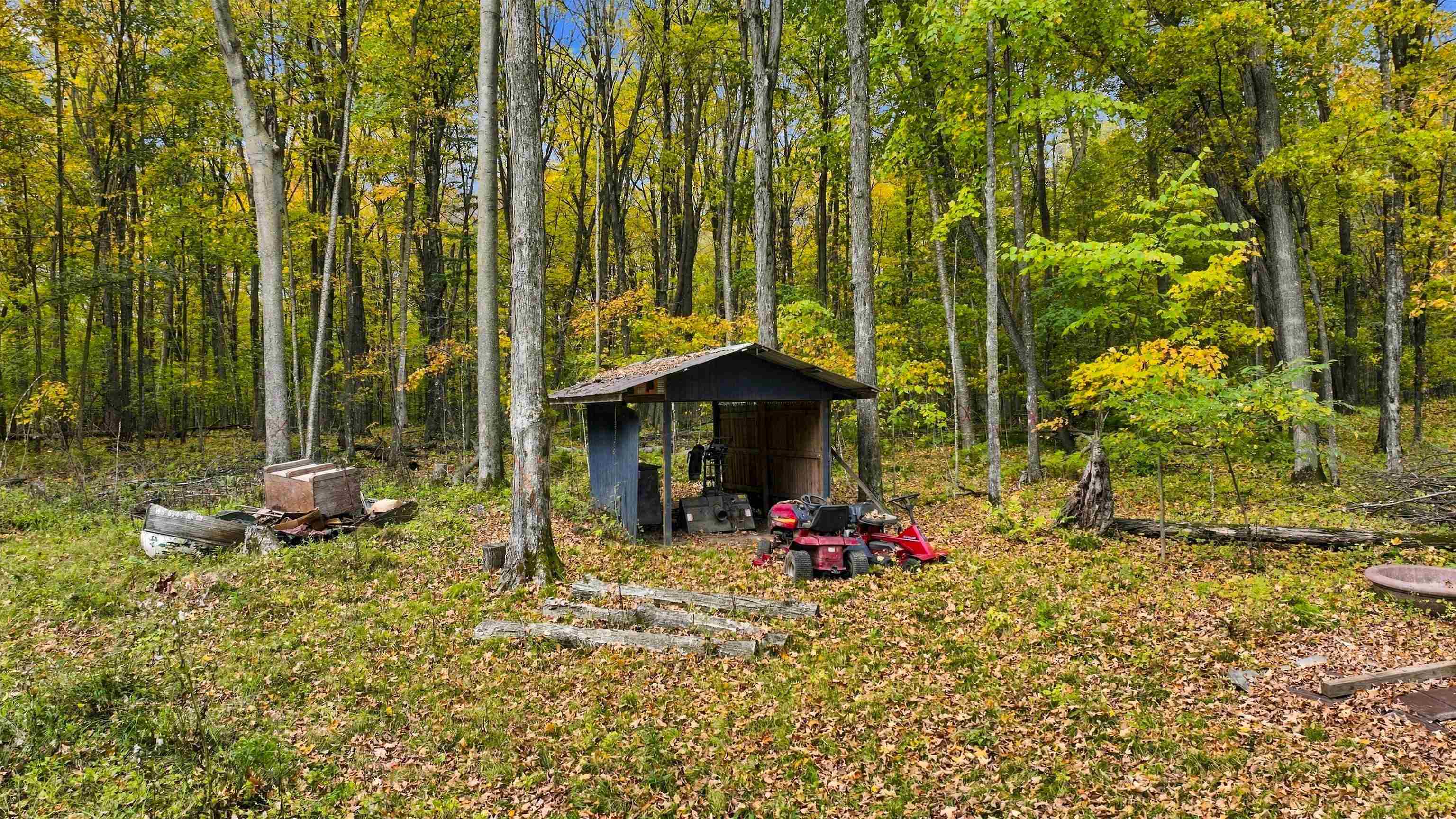 129241 Hillwood Road Property Photo 3