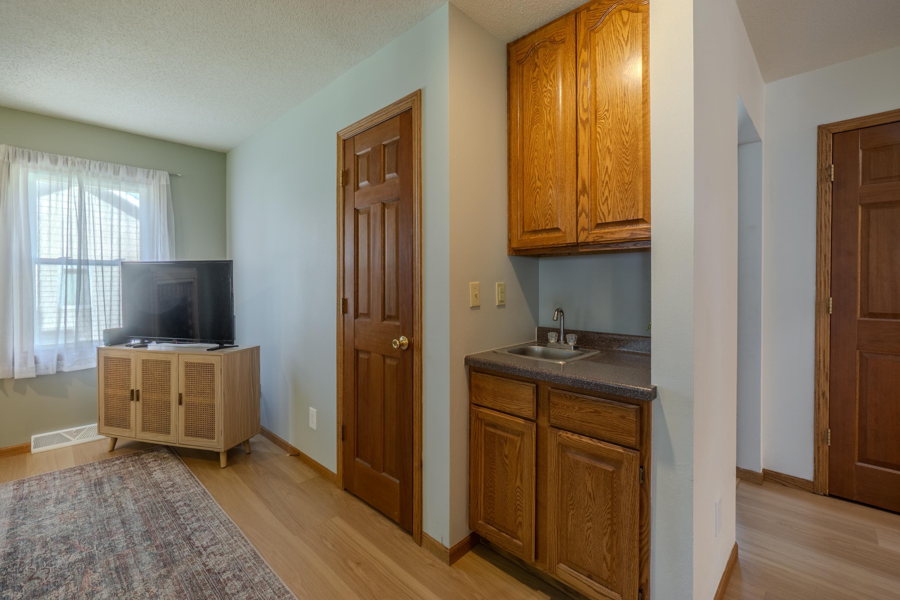 227888 Lanner Avenue Property Photo 15