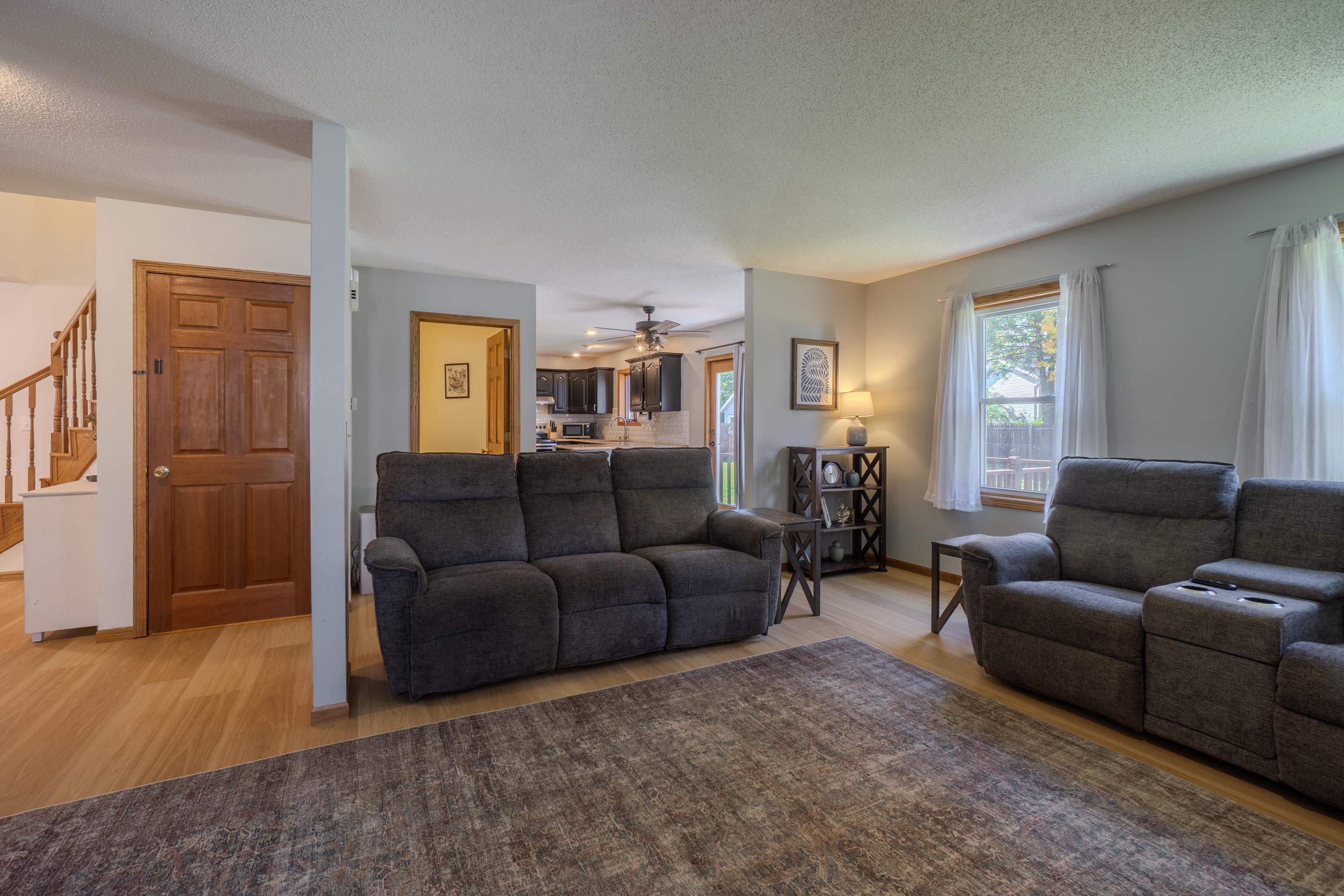 227888 Lanner Avenue Property Photo 16