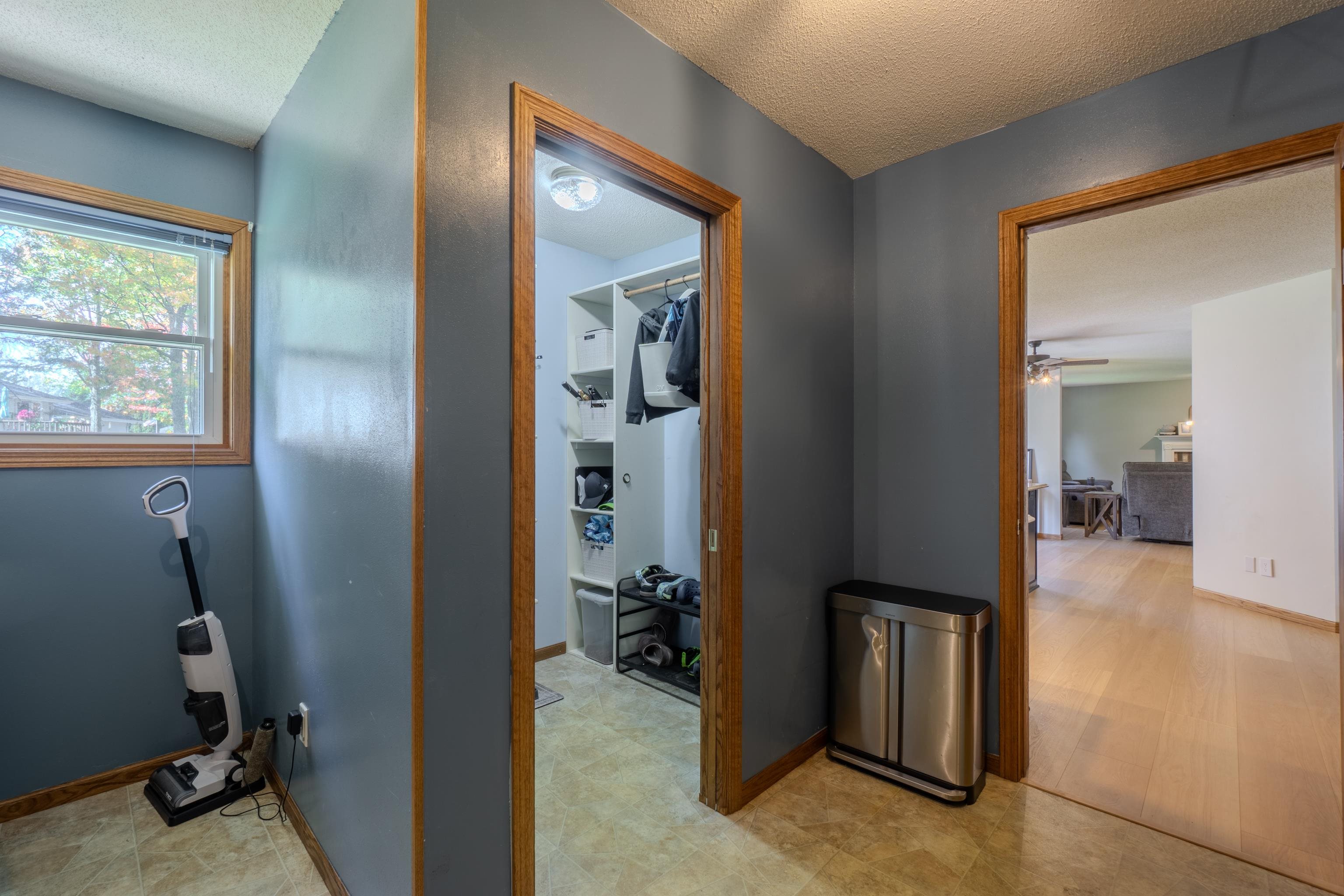 227888 Lanner Avenue Property Photo 25