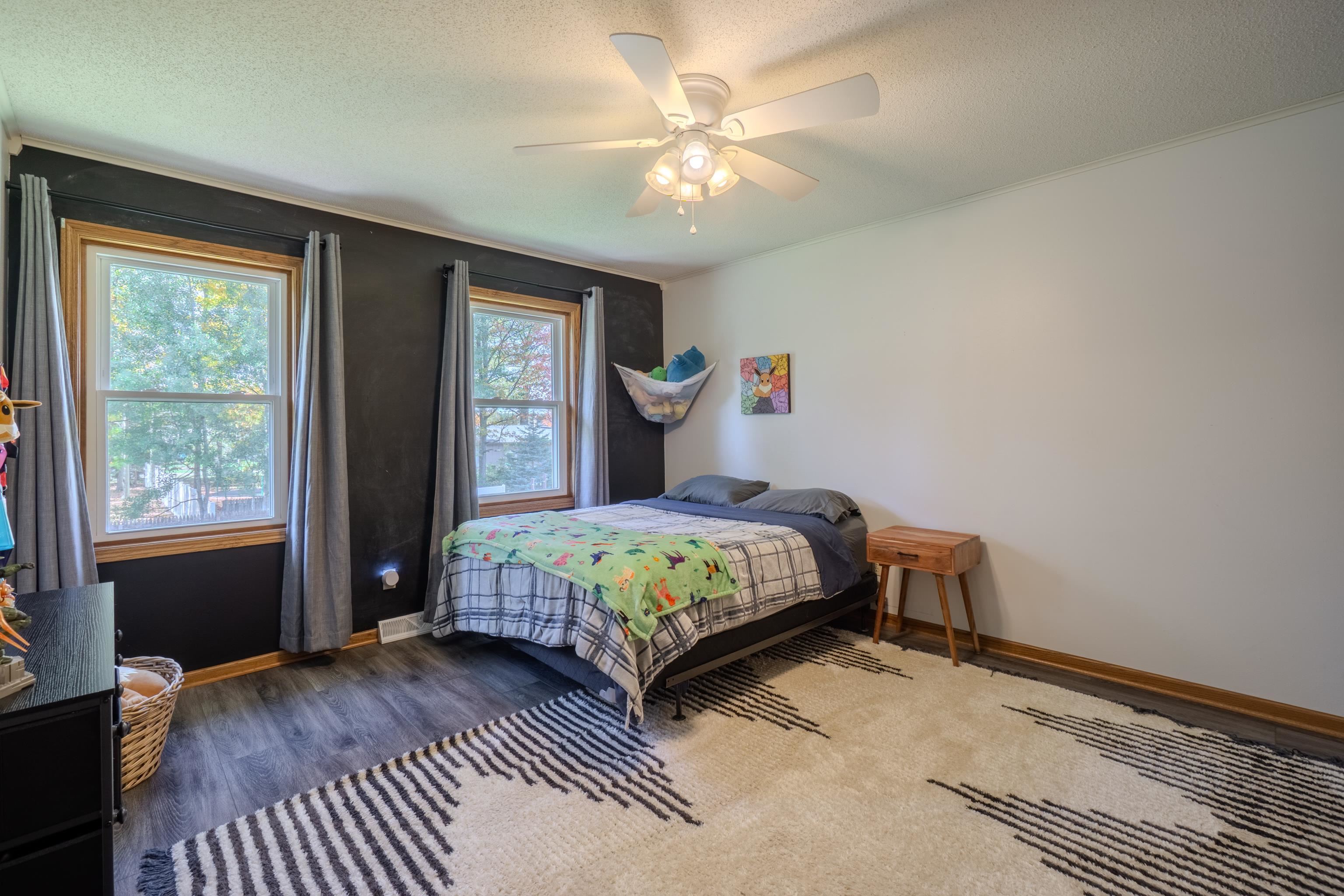 227888 Lanner Avenue Property Photo 36