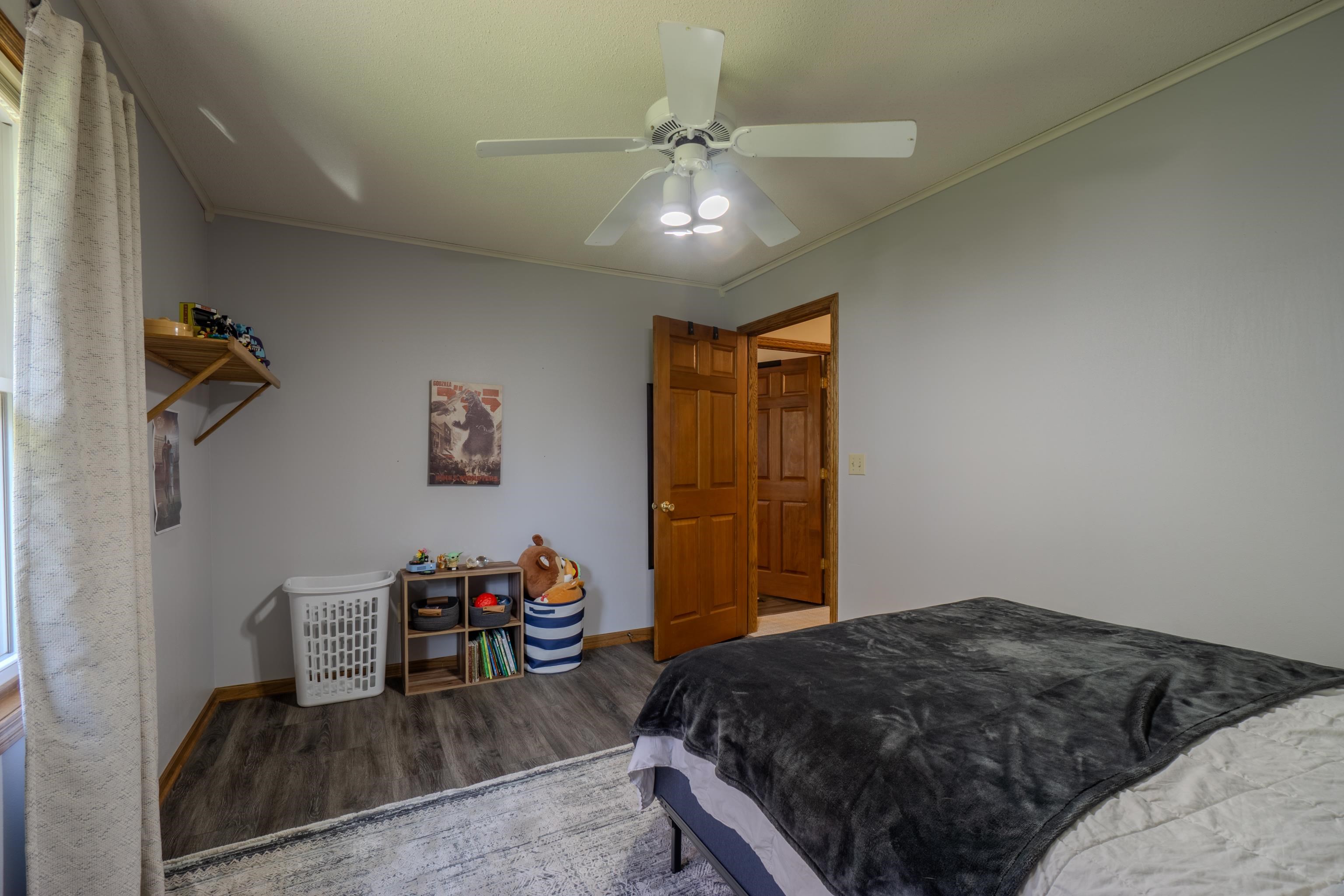 227888 Lanner Avenue Property Photo 39
