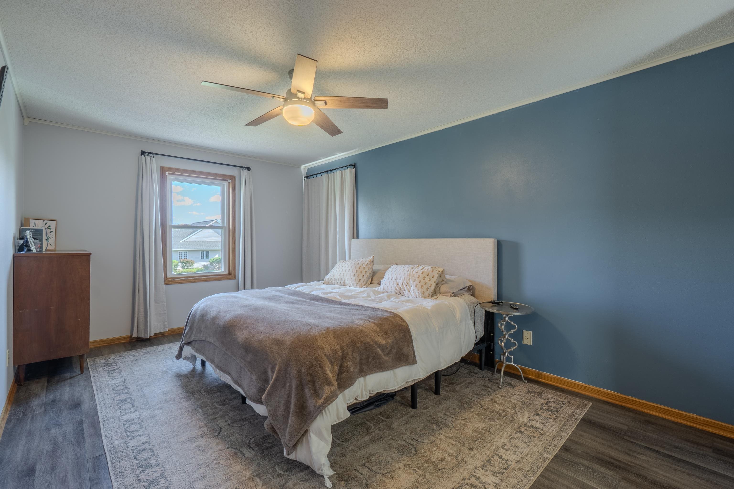 227888 Lanner Avenue Property Photo 40