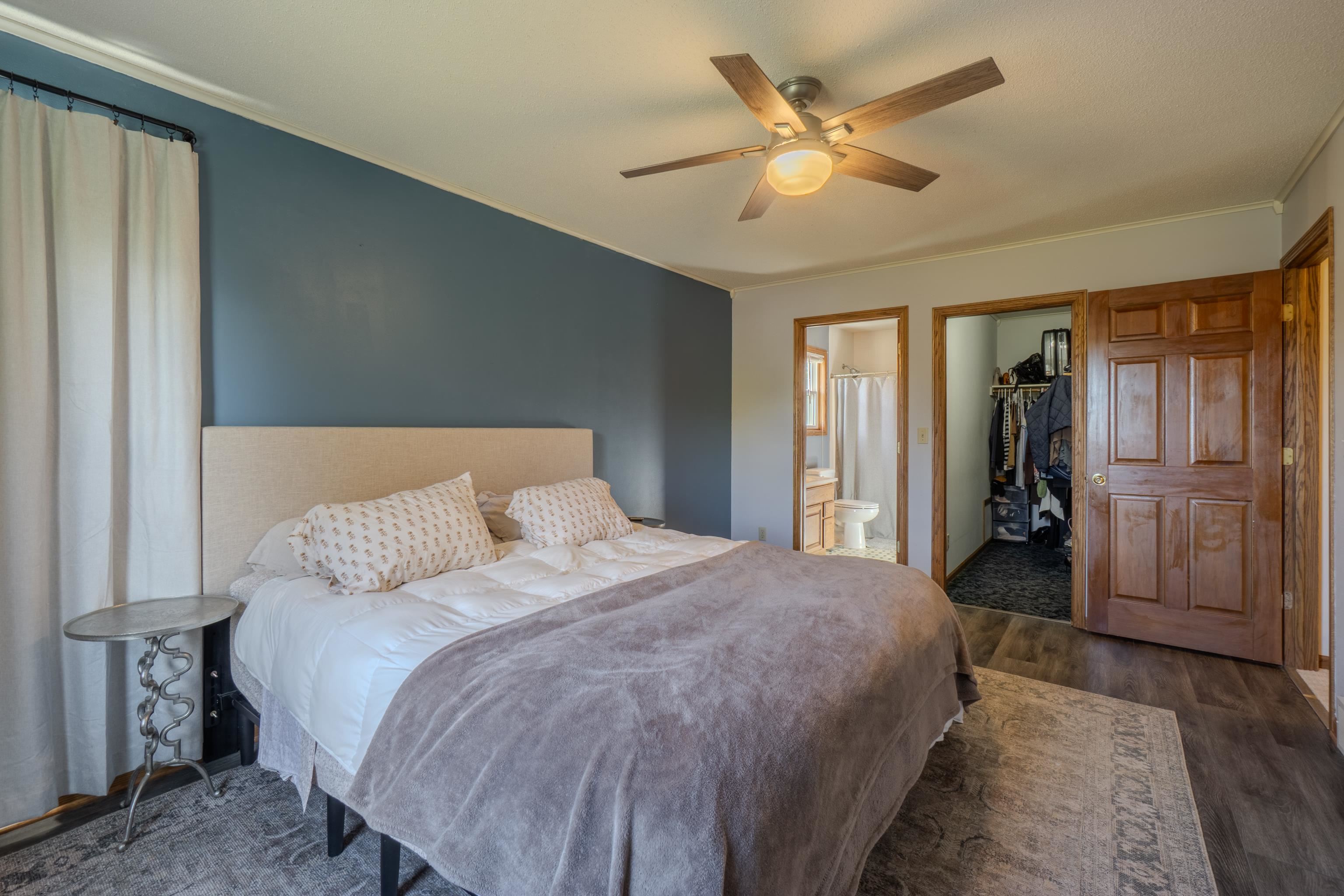 227888 Lanner Avenue Property Photo 42
