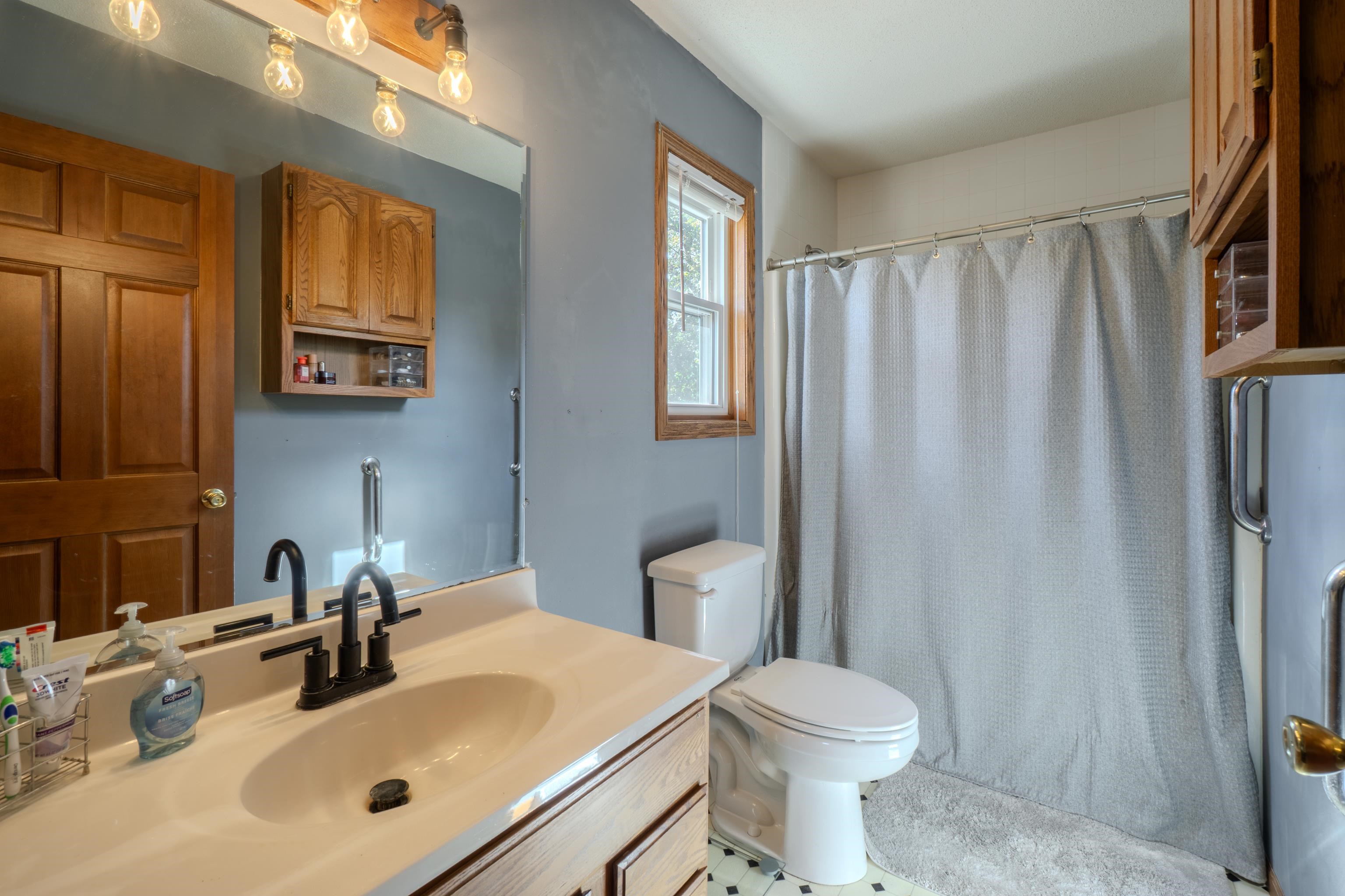 227888 Lanner Avenue Property Photo 44