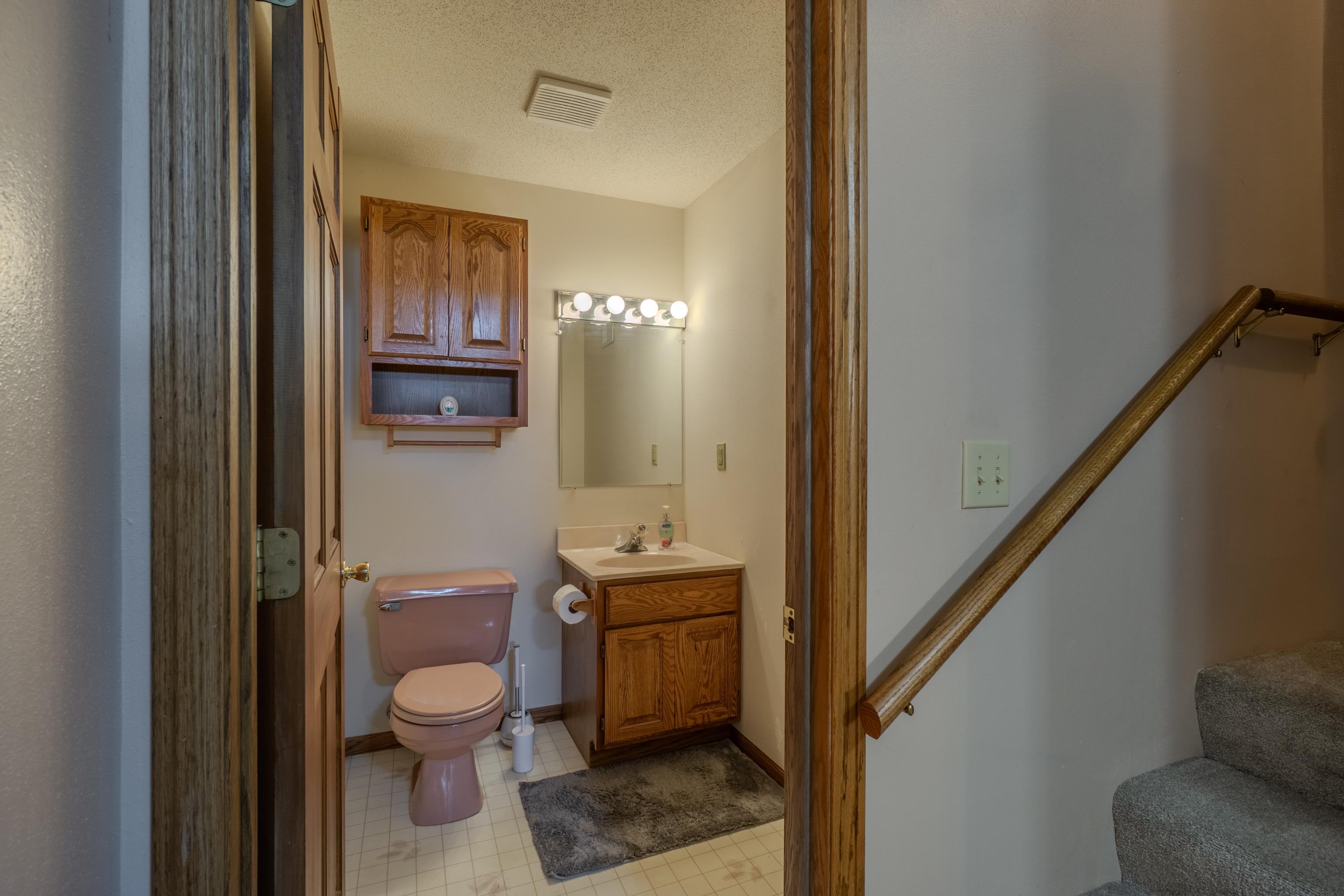227888 Lanner Avenue Property Photo 47
