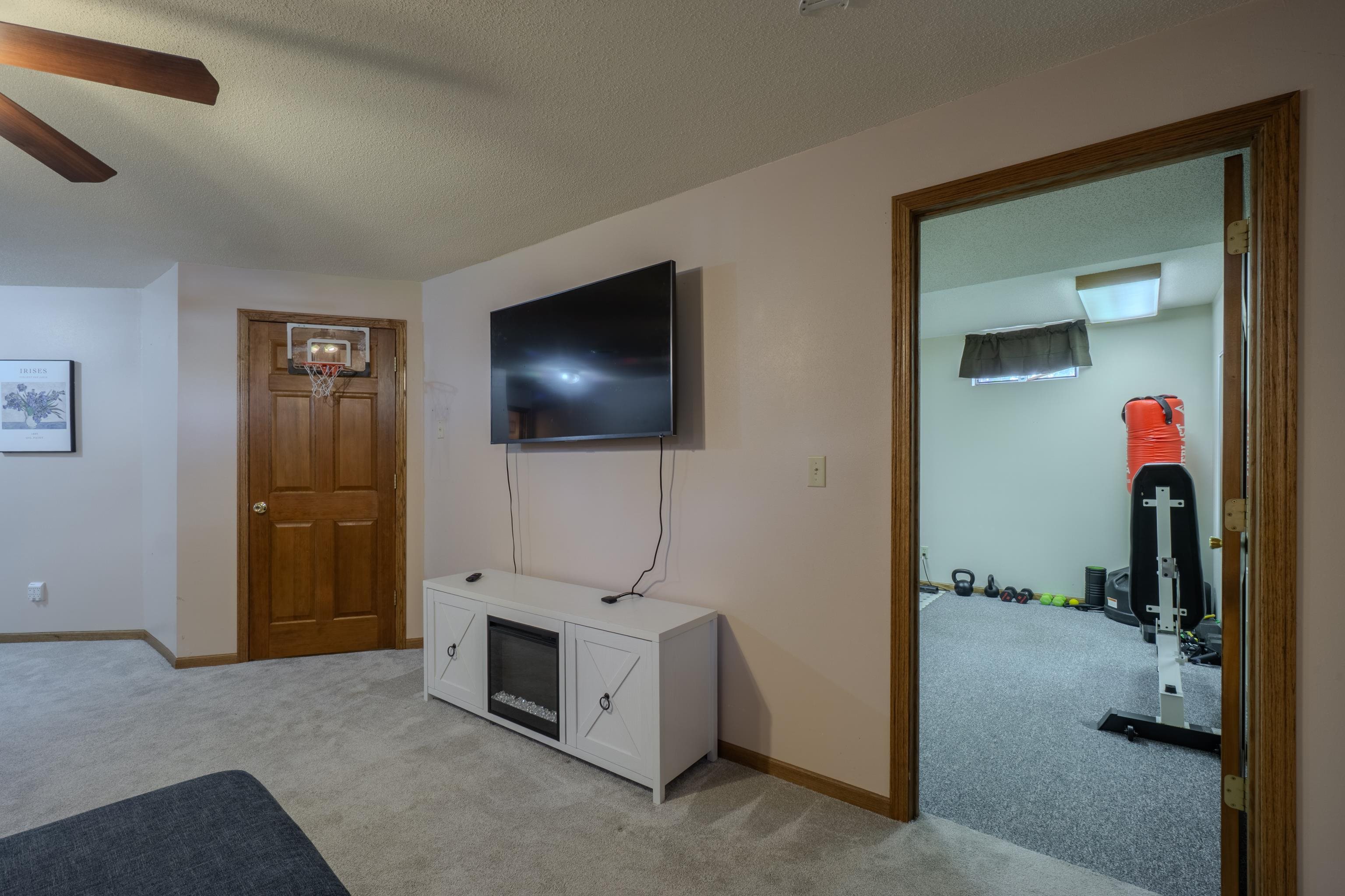 227888 Lanner Avenue Property Photo 50