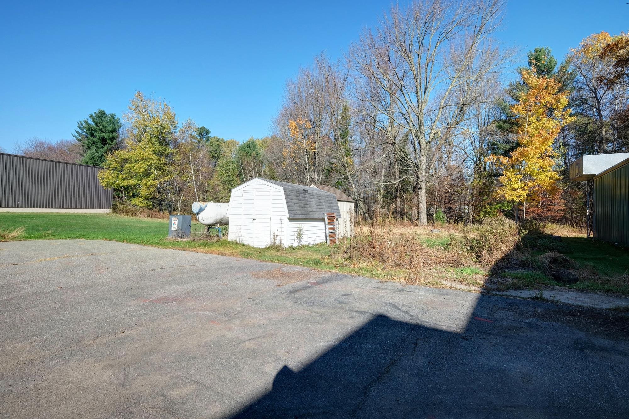 150 S 84th Avenue Property Photo 8