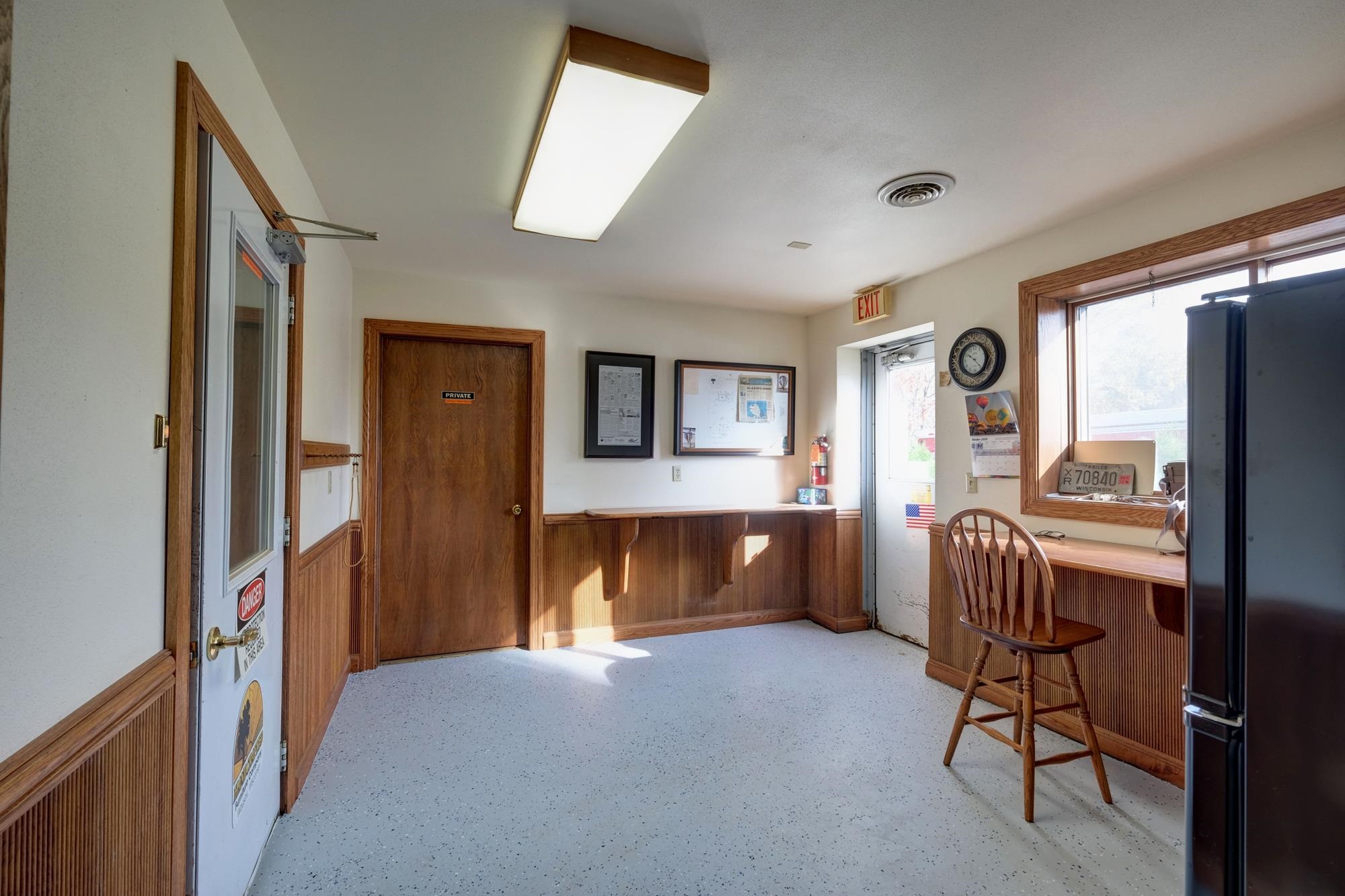150 S 84th Avenue Property Photo 46