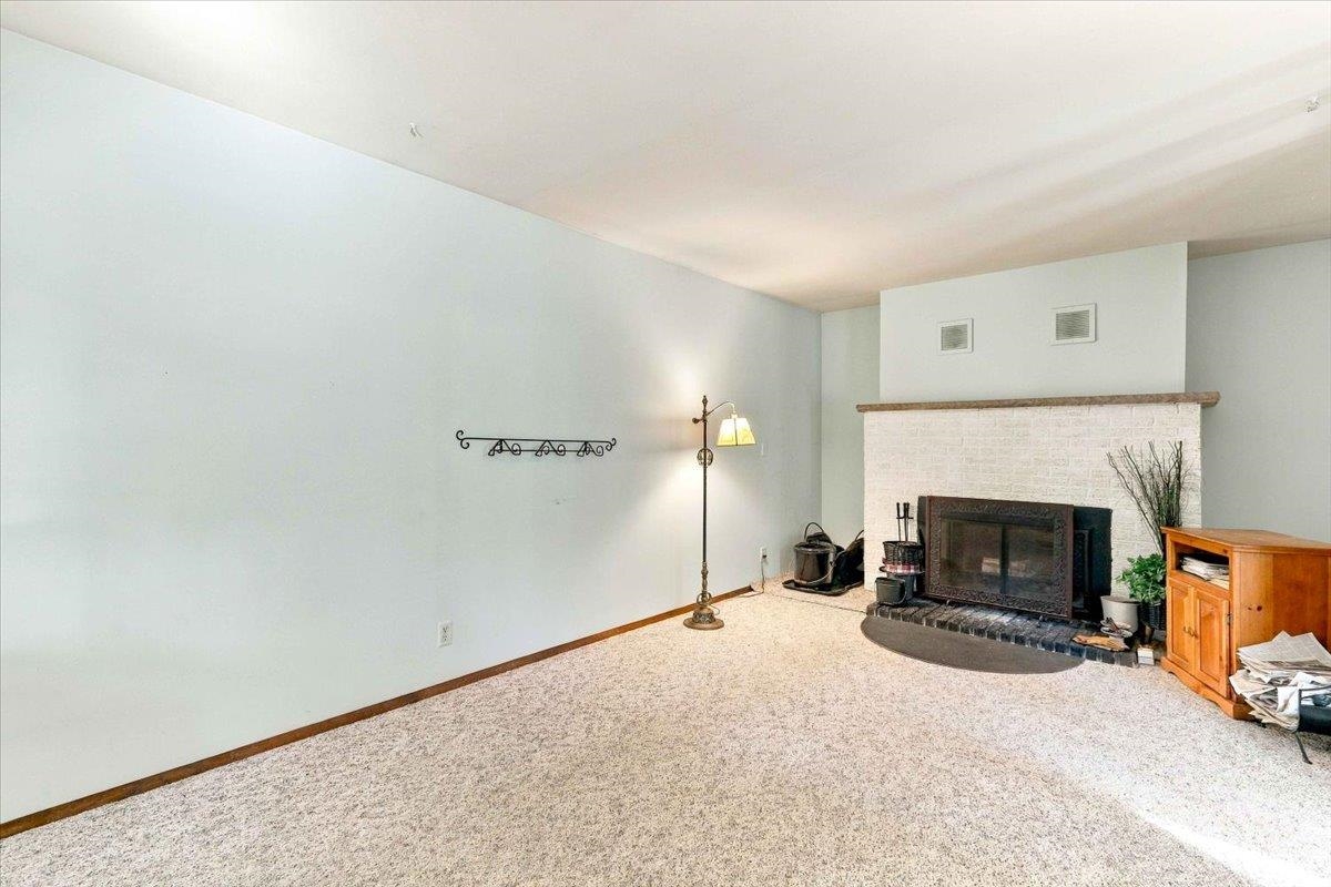 2540 Abby Lane Property Photo 14
