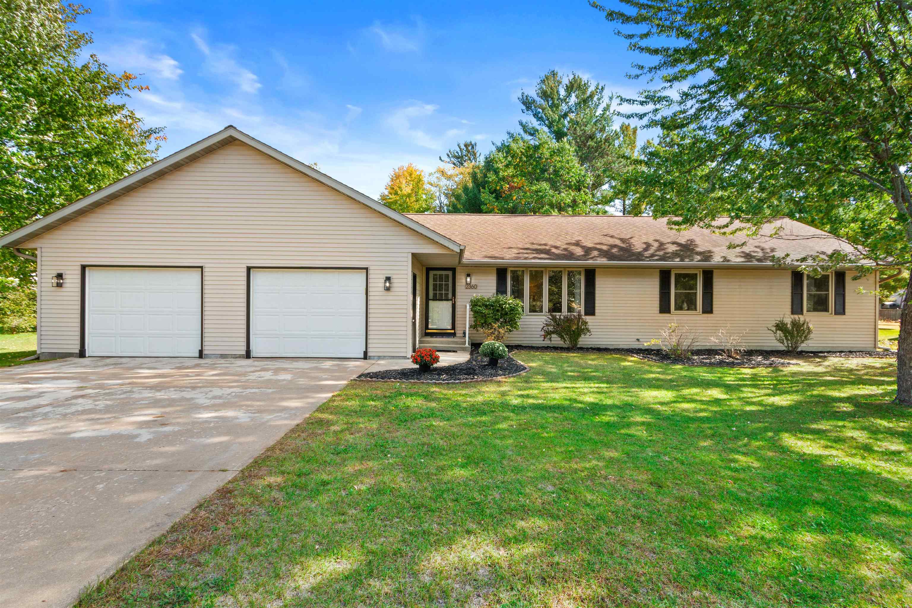 2360 Weslan Drive Property Photo 1