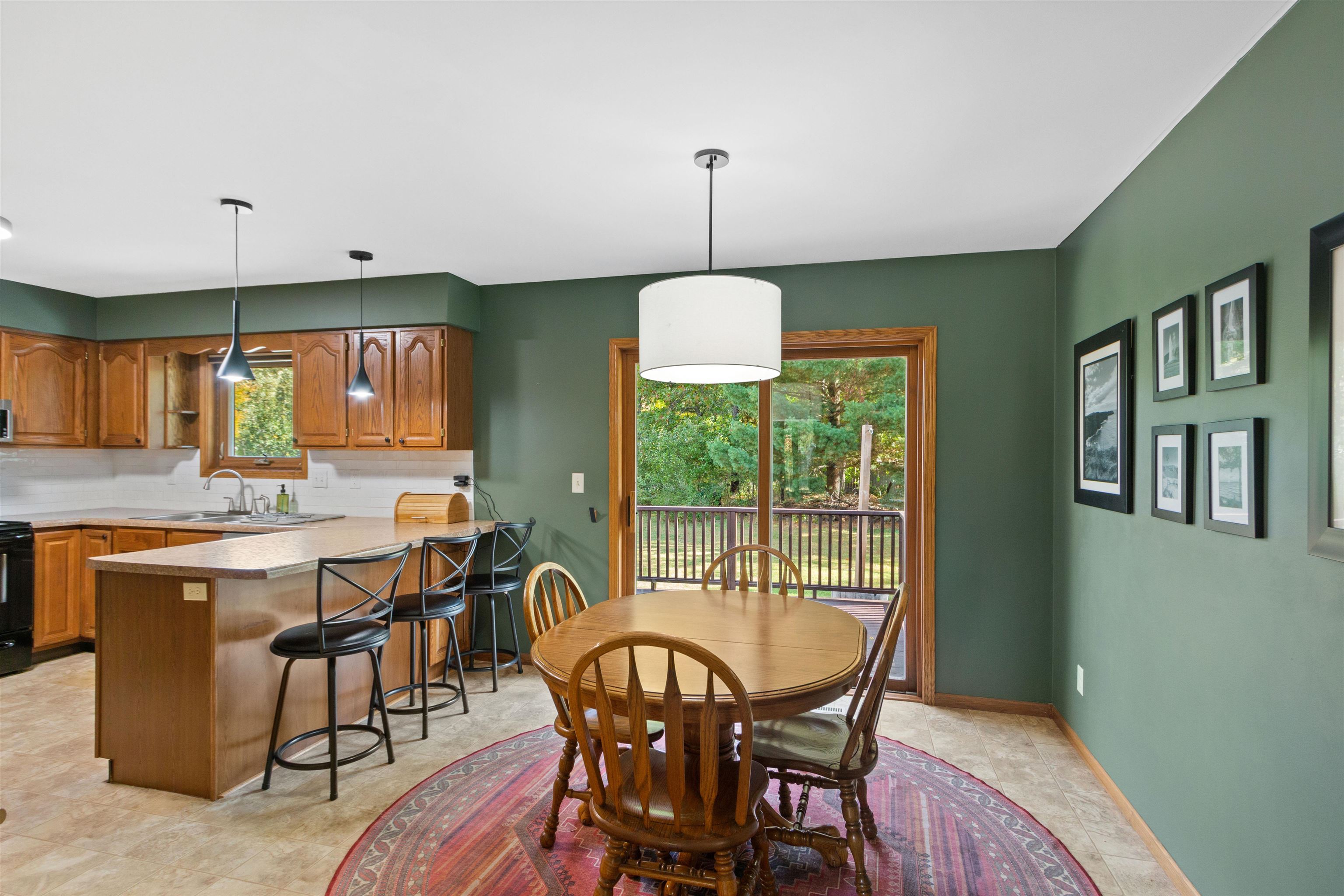 2360 Weslan Drive Property Photo 10