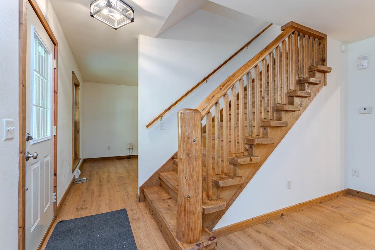 4561 Hardwood Lane Property Photo 3