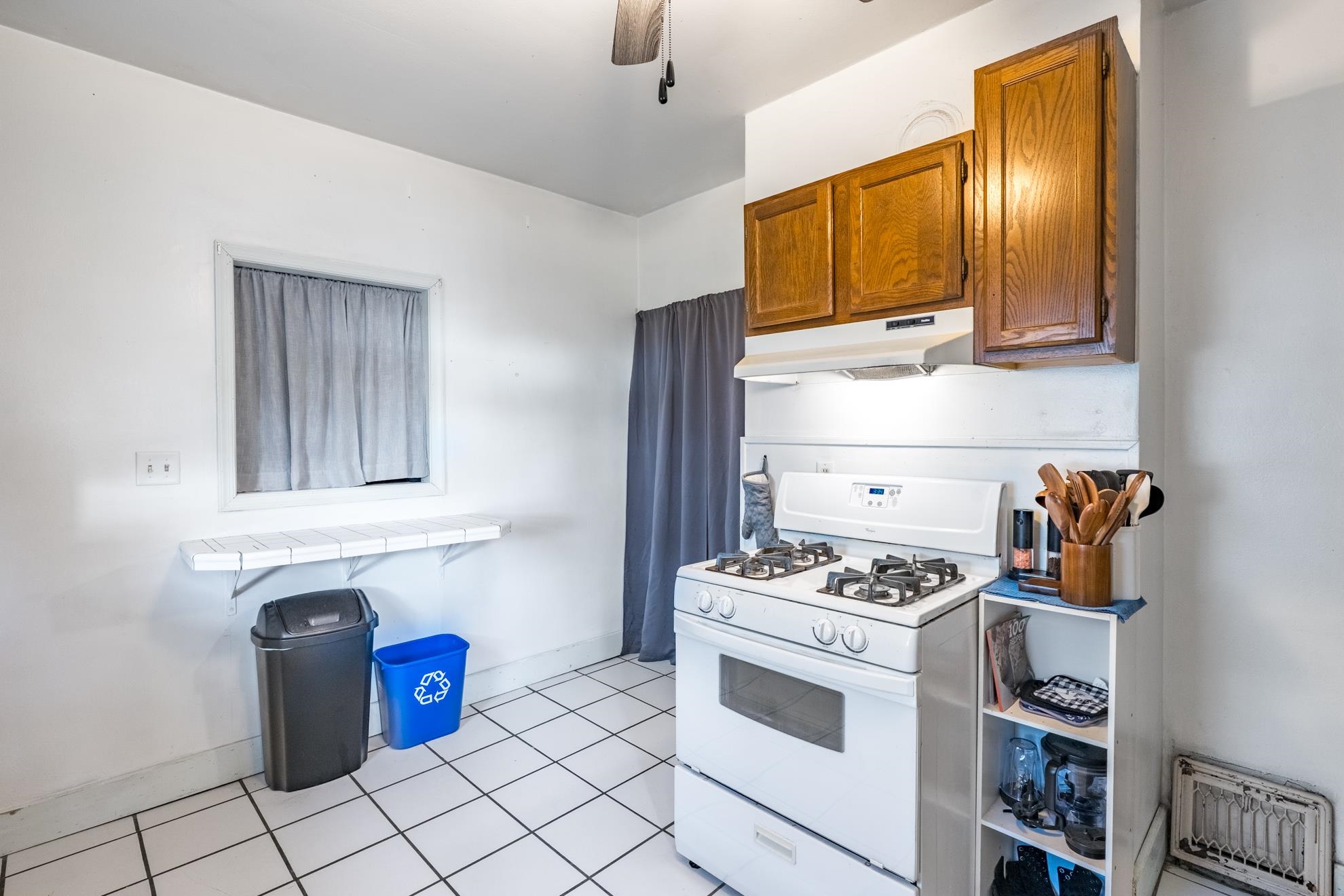 741 Jackson Street Property Photo 11
