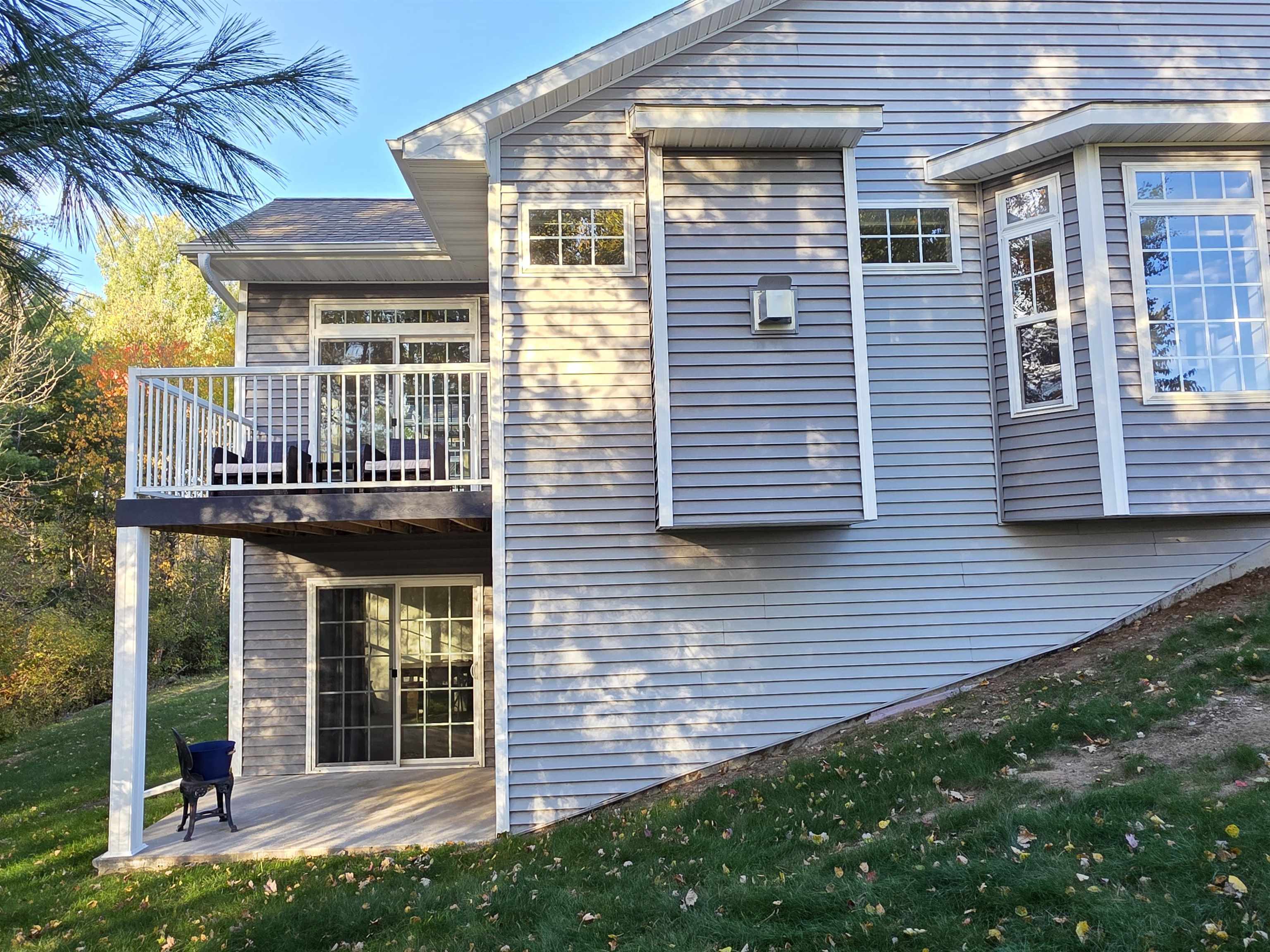 6902 River Trail Drive Property Photo 5