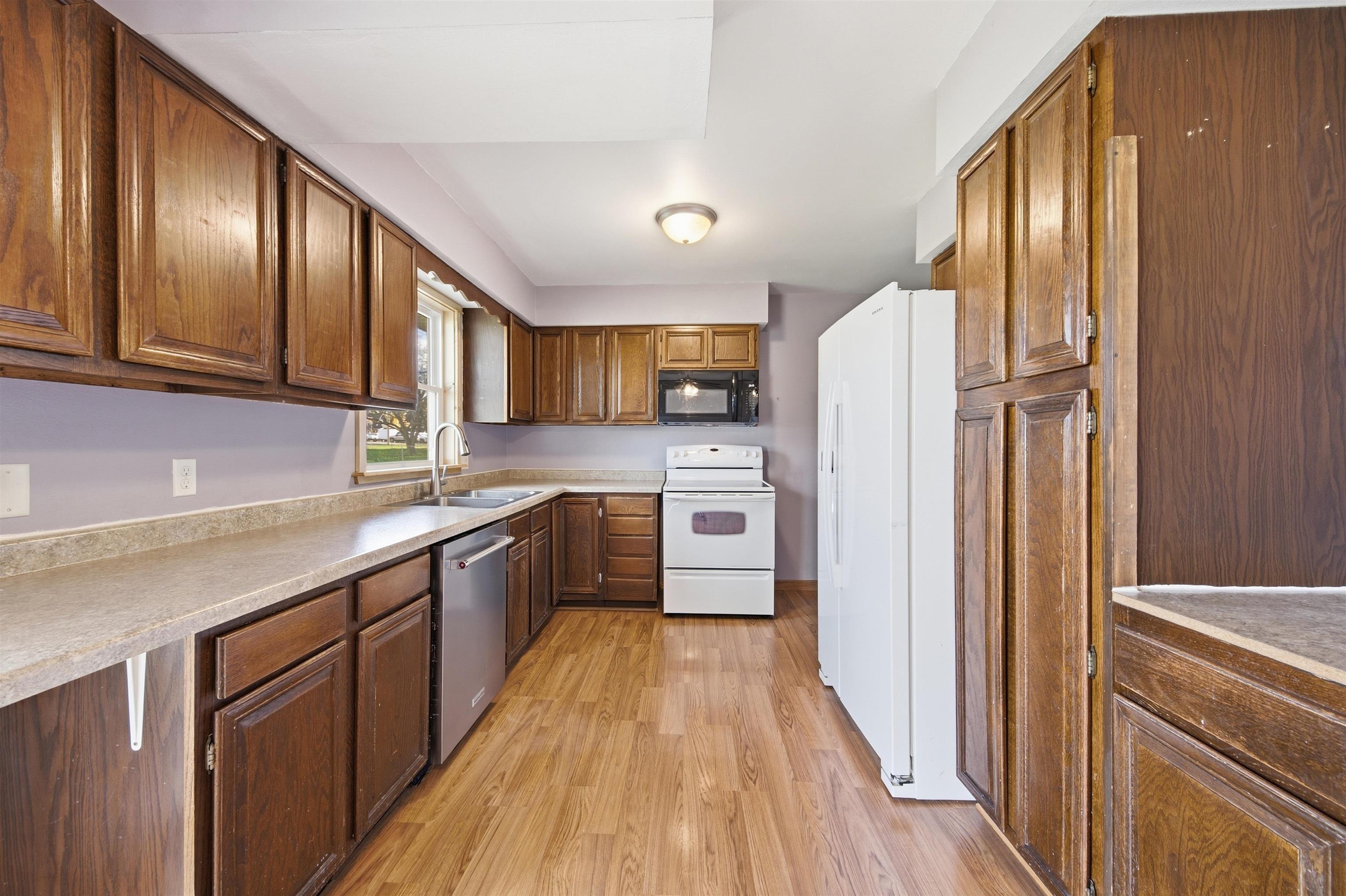 601 N Chestnut Avenue Property Photo 14