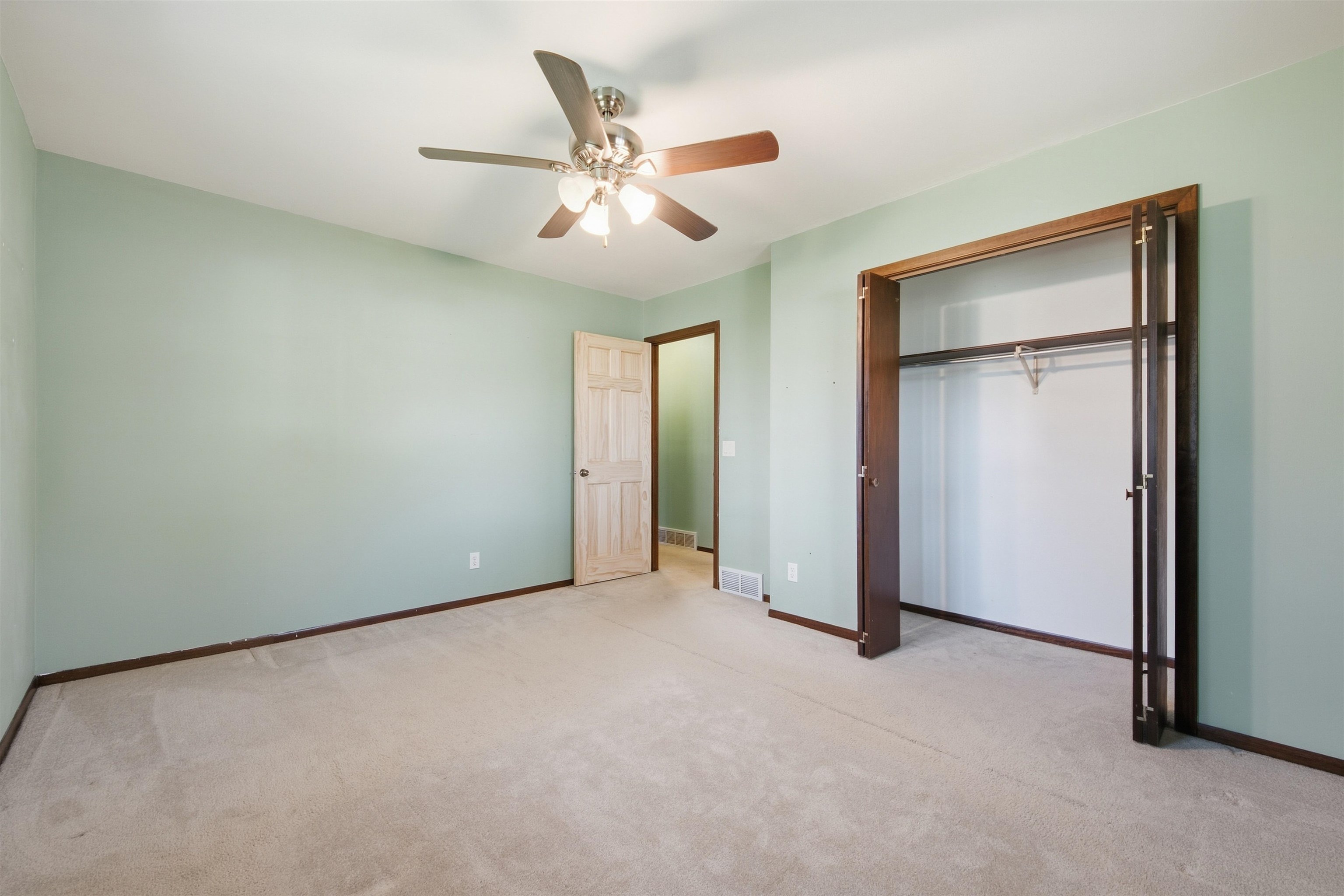601 N Chestnut Avenue Property Photo 20