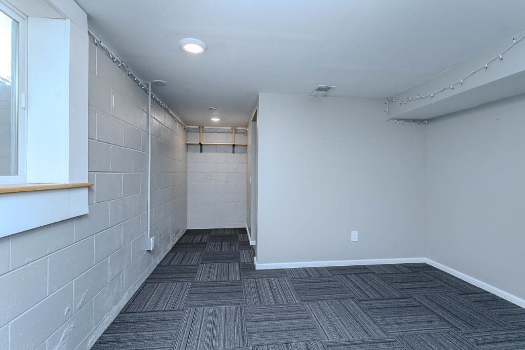 150306 Robin Lane Property Photo 27