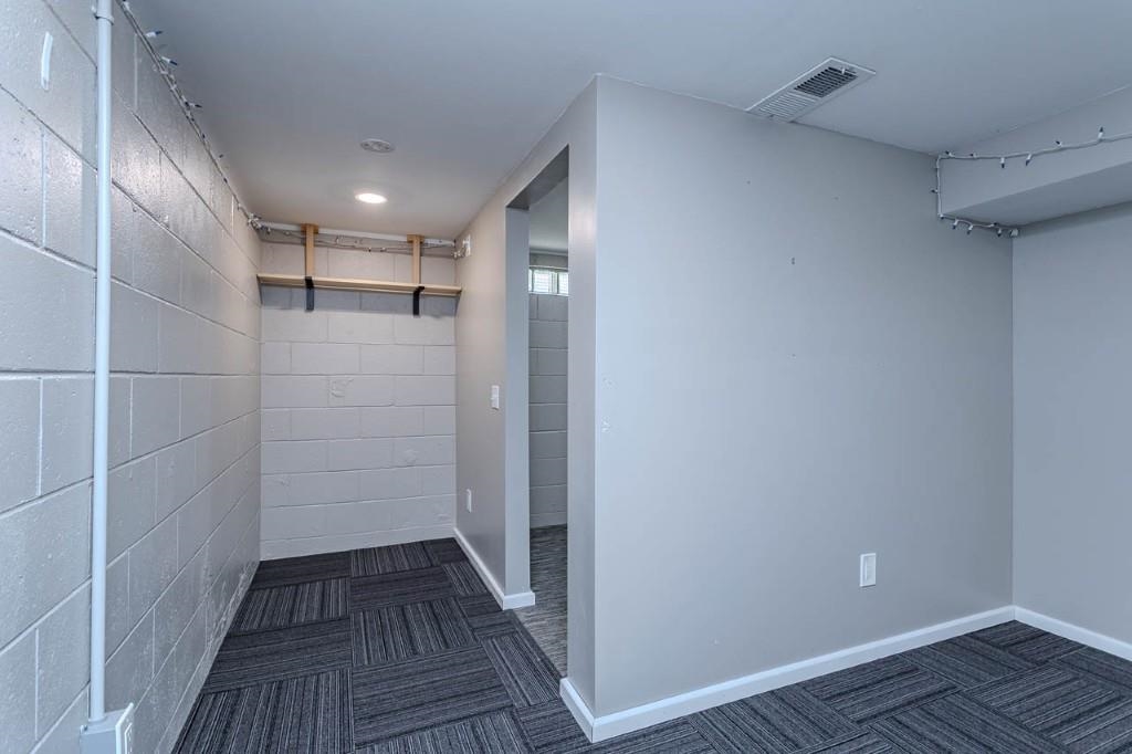 150306 Robin Lane Property Photo 28