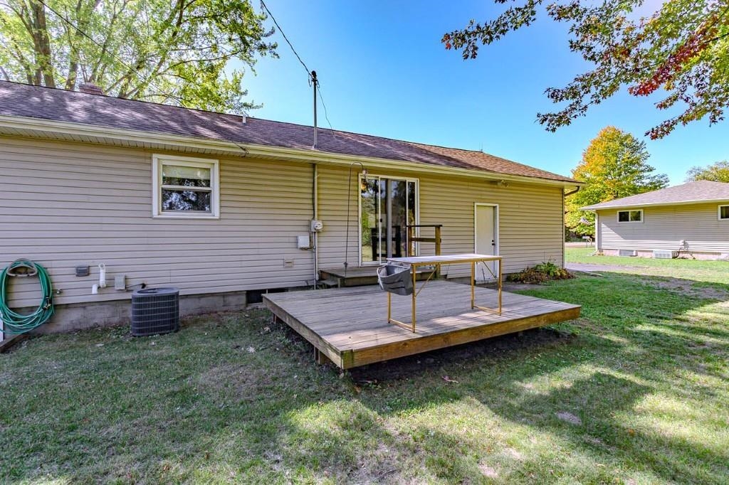150306 Robin Lane Property Photo 41