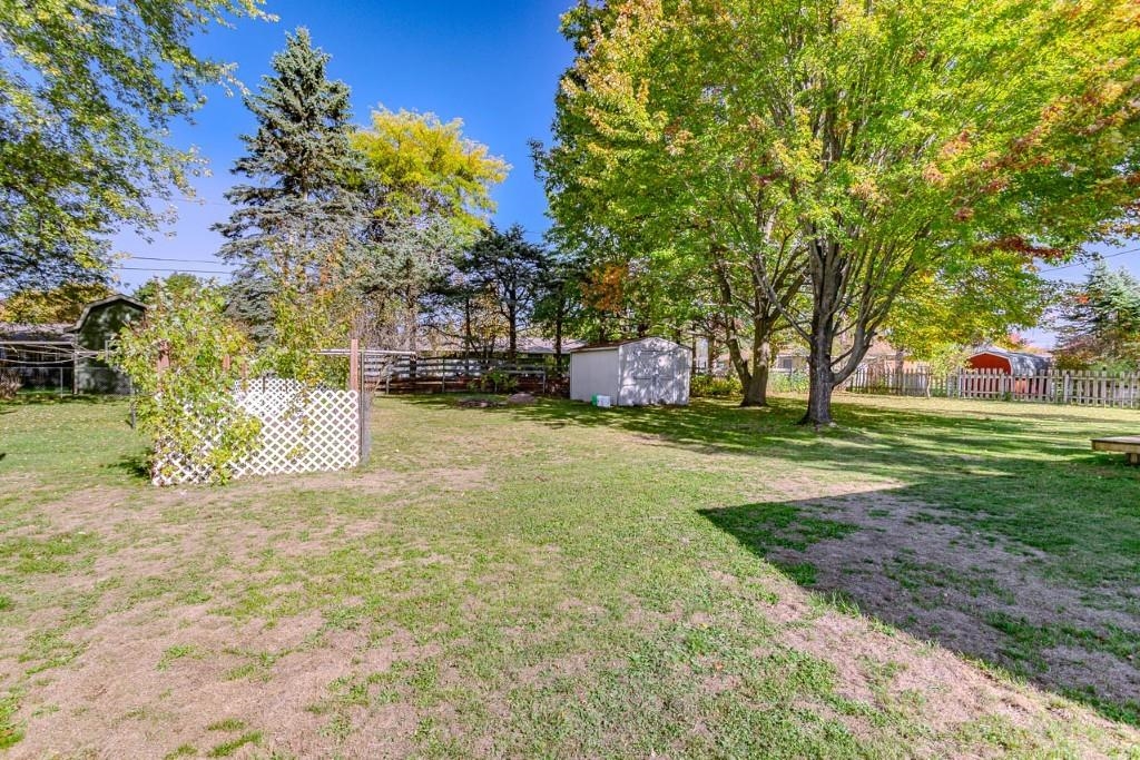 150306 Robin Lane Property Photo 43