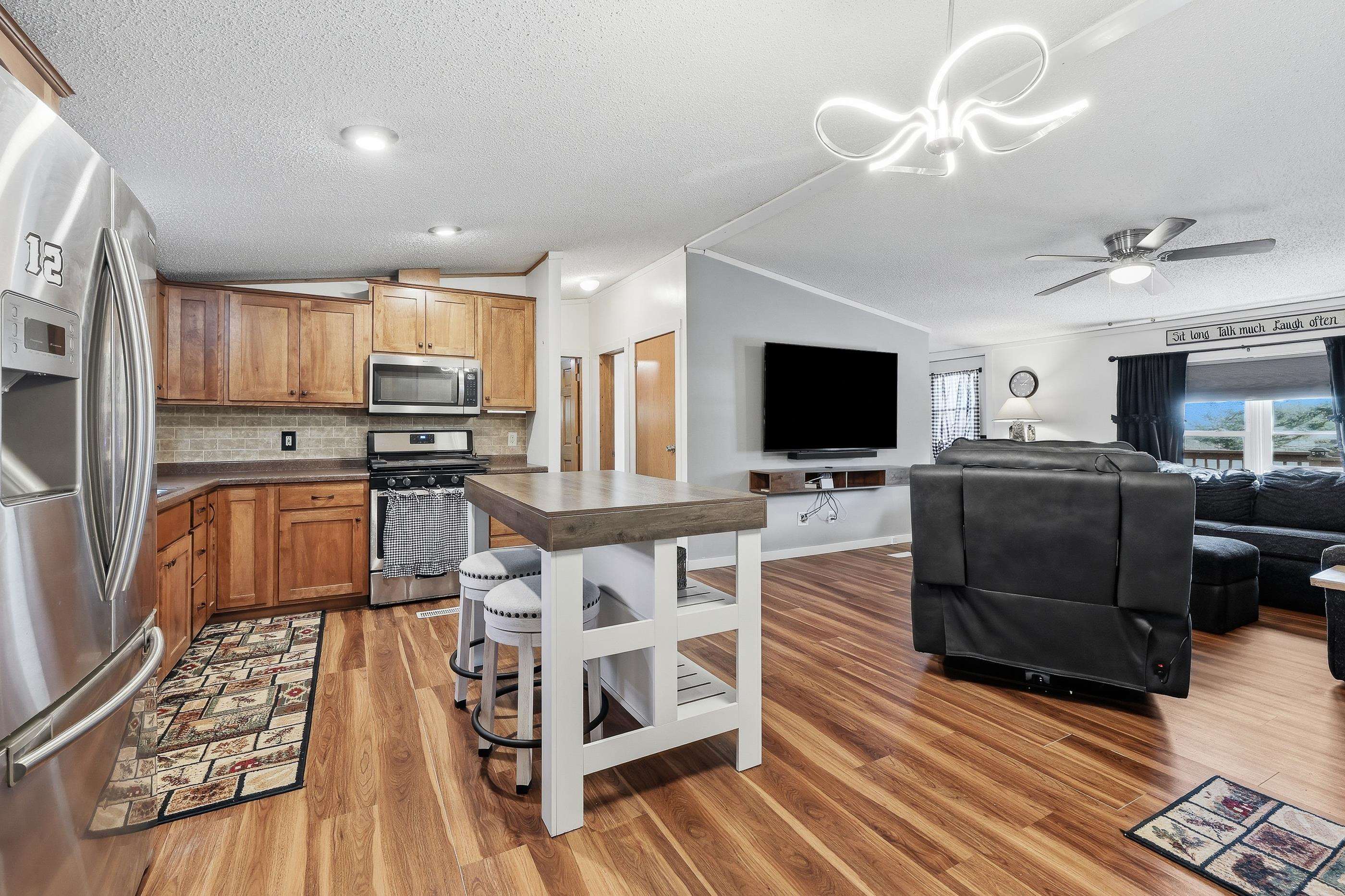 1760 Park Street Property Photo 23