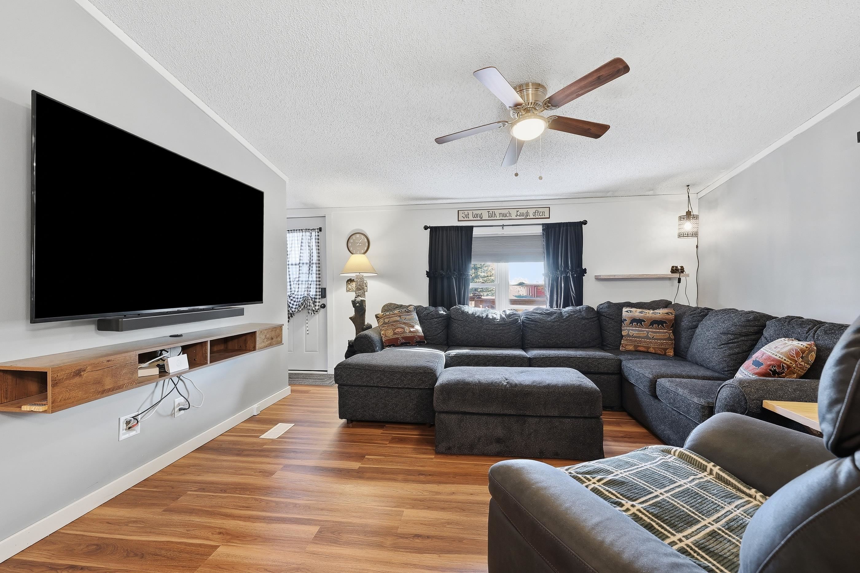 1760 Park Street Property Photo 28