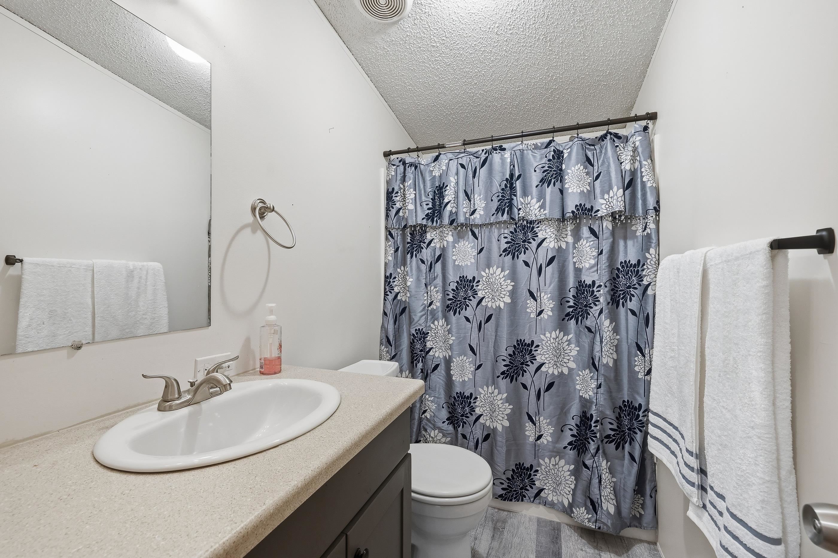 1760 Park Street Property Photo 38