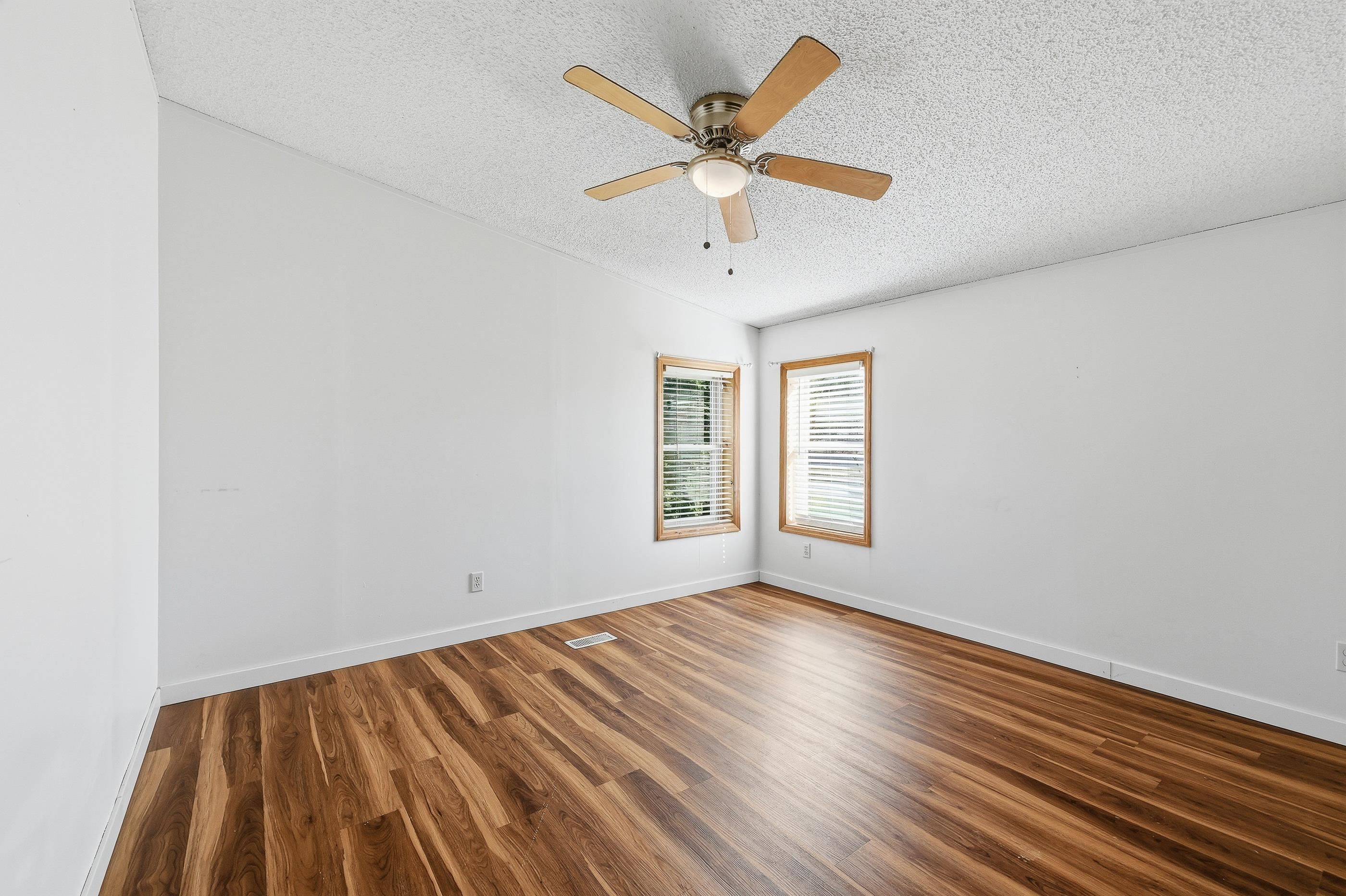 1760 Park Street Property Photo 39