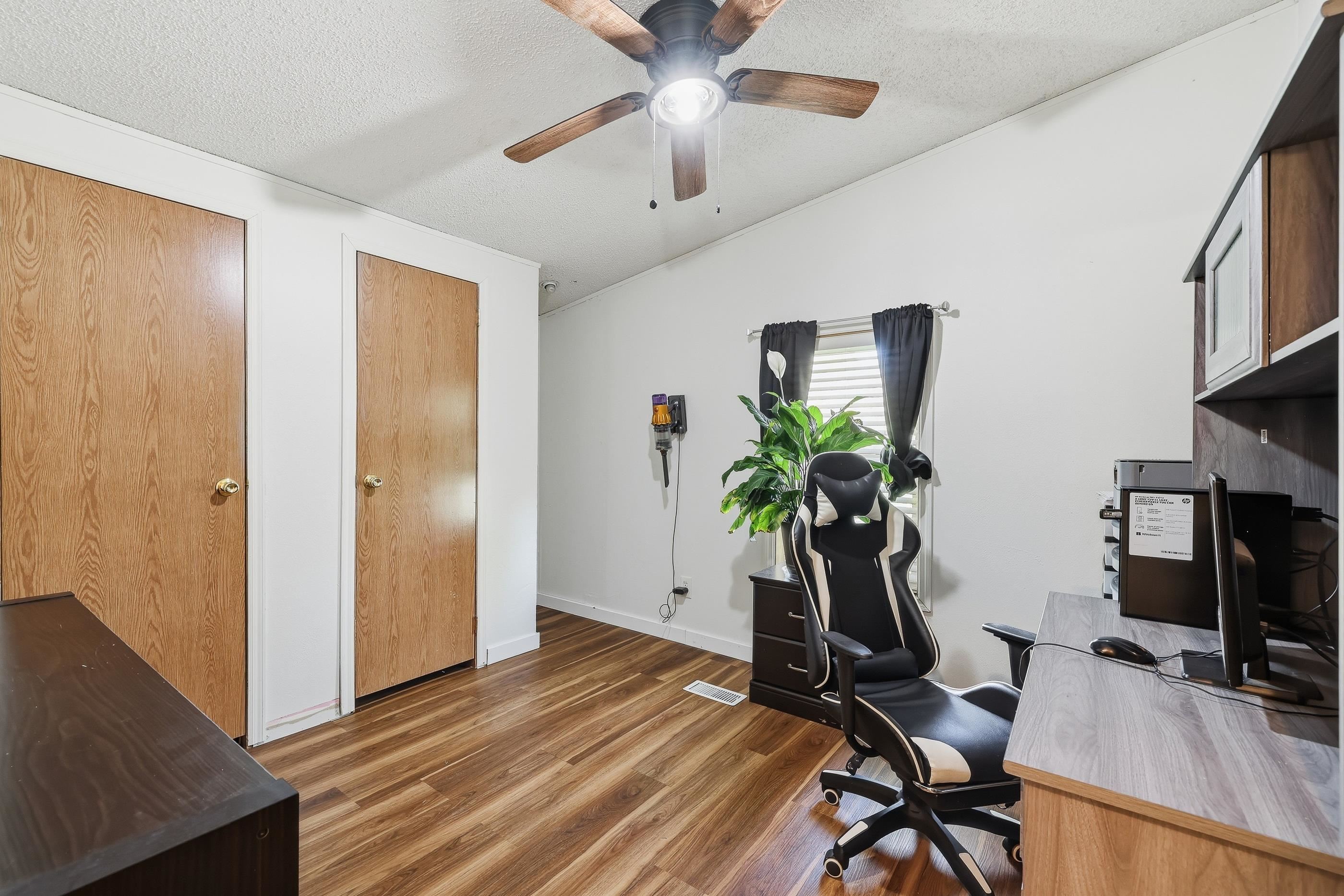 1760 Park Street Property Photo 41