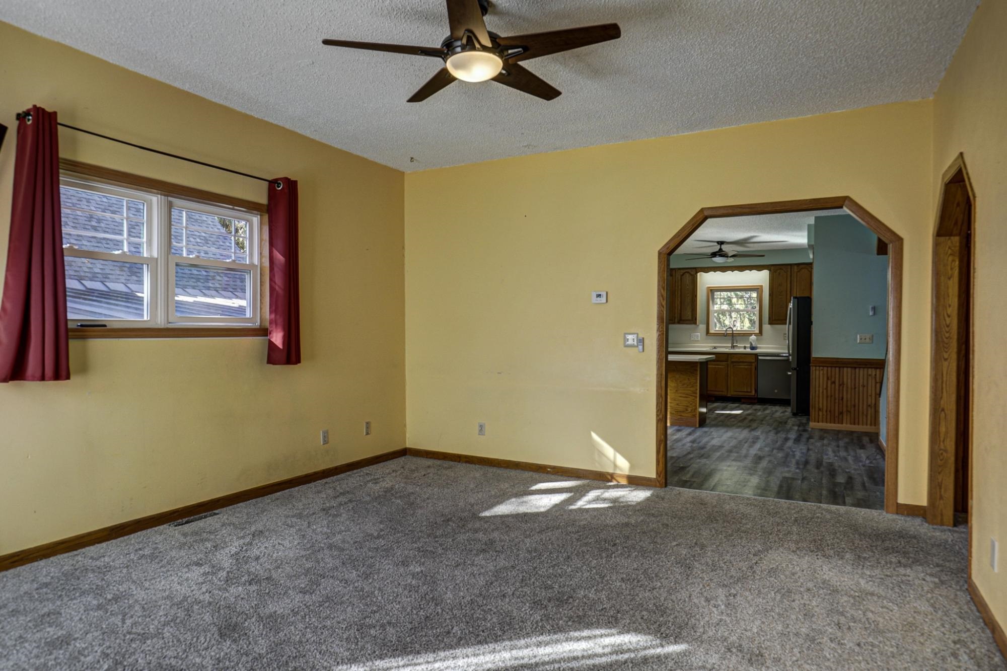 210 East Street Property Photo 6