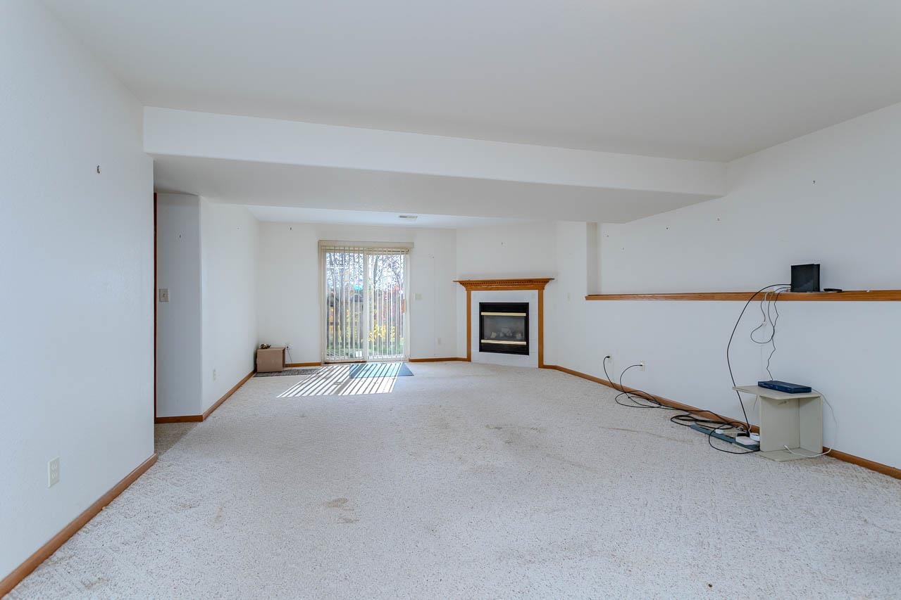 917 & 925 Augusta Avenue Property Photo 26