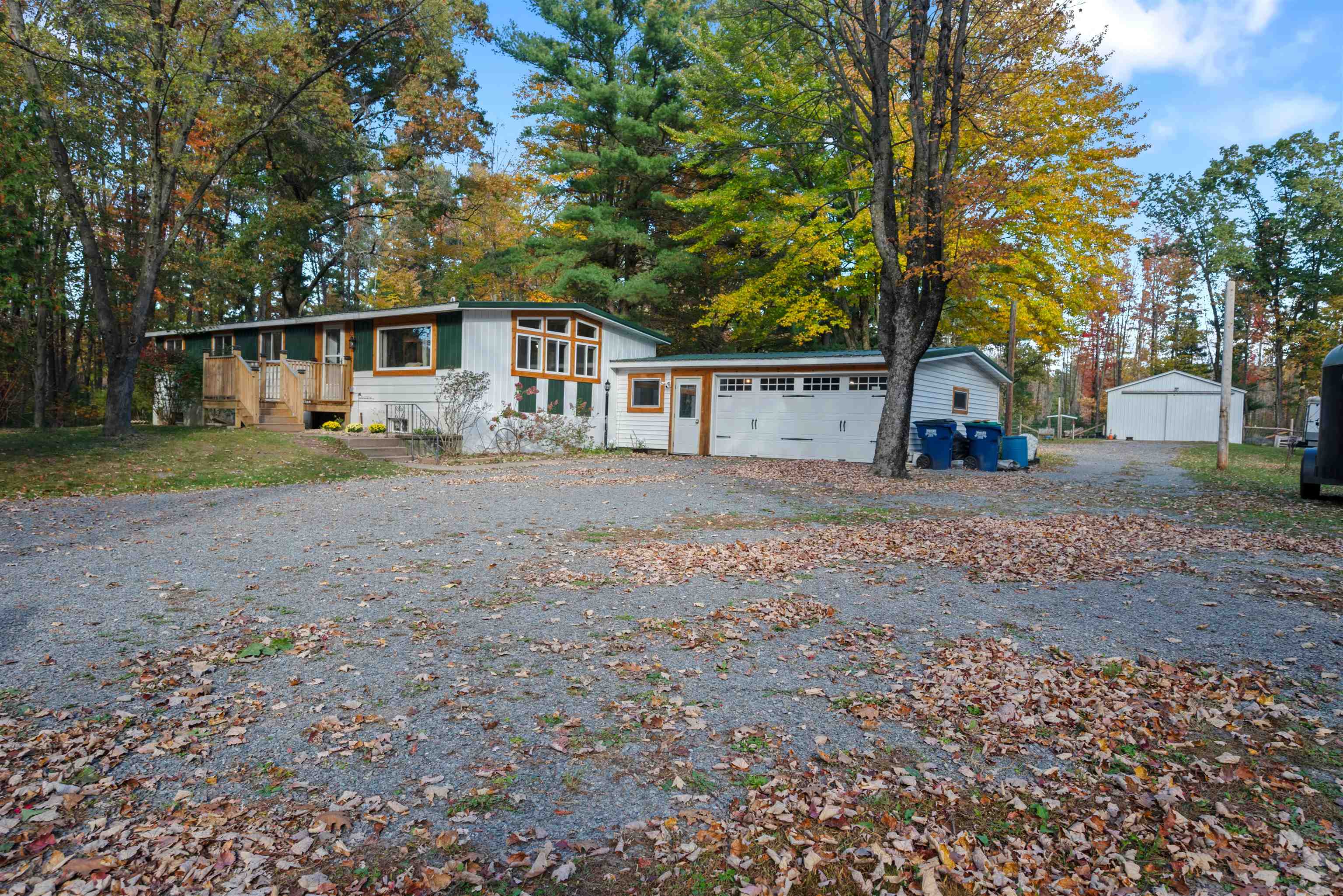 1589 N Reserve Drive Property Photo 1