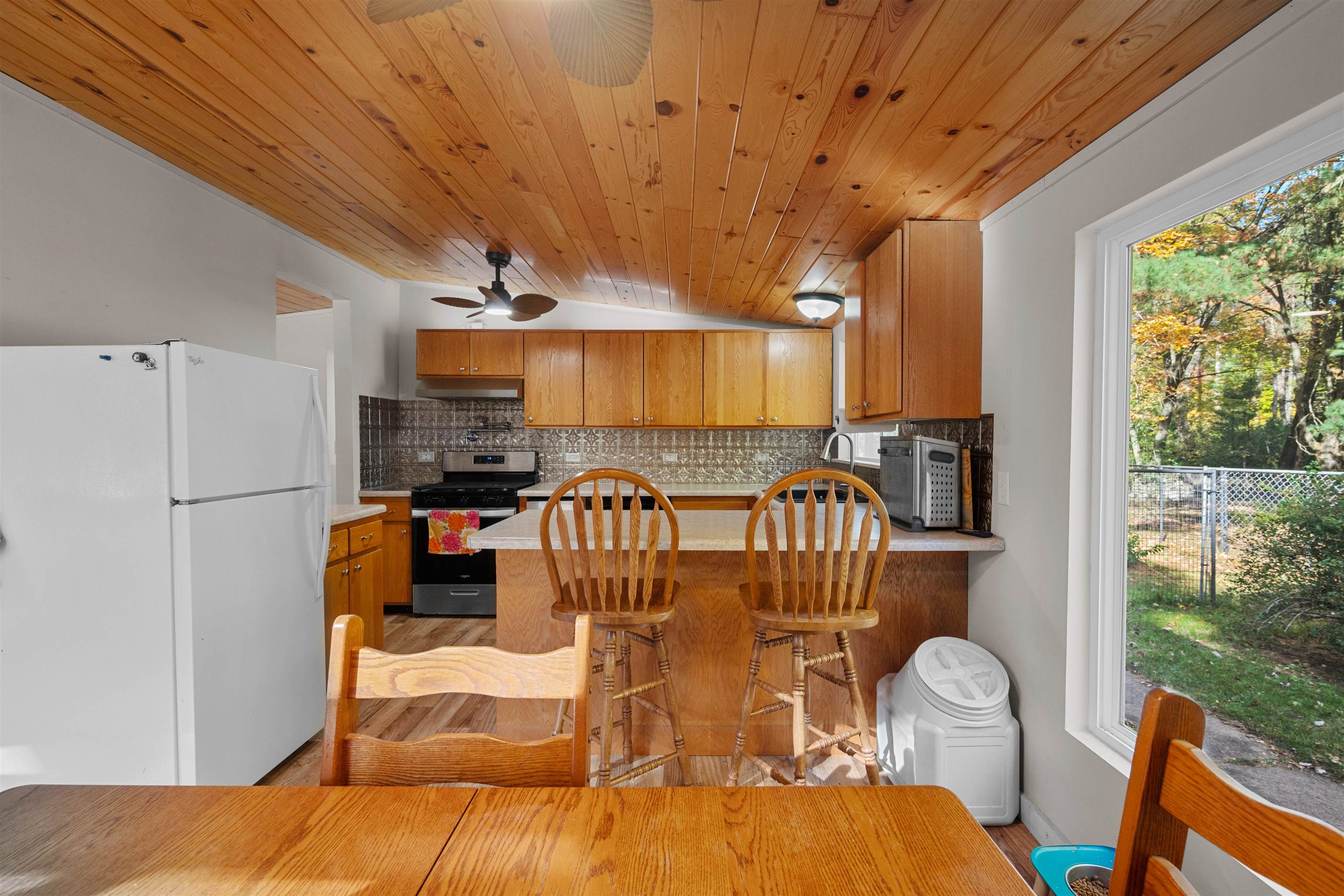 1589 N Reserve Drive Property Photo 9