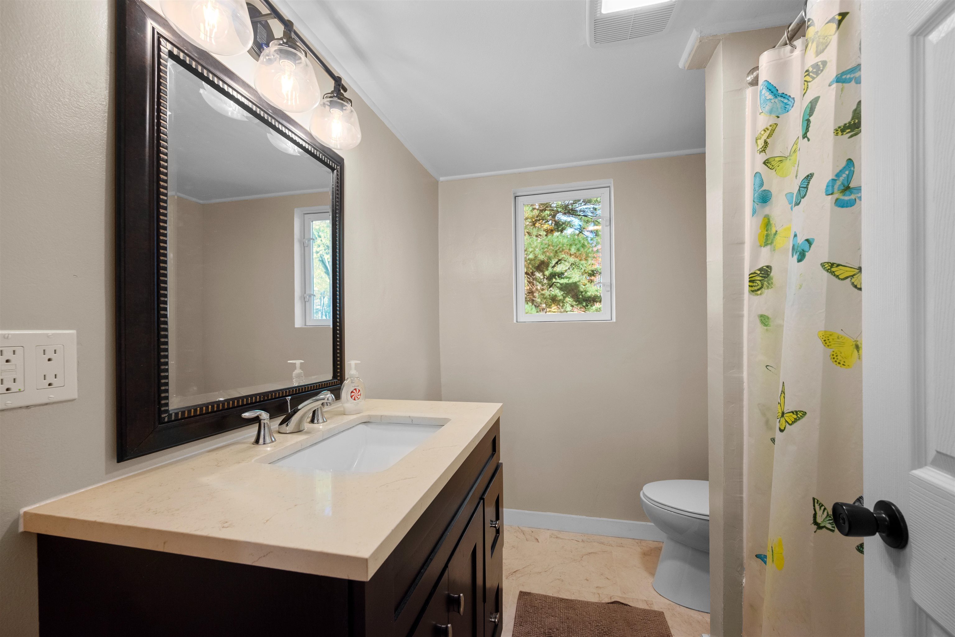 1589 N Reserve Drive Property Photo 21