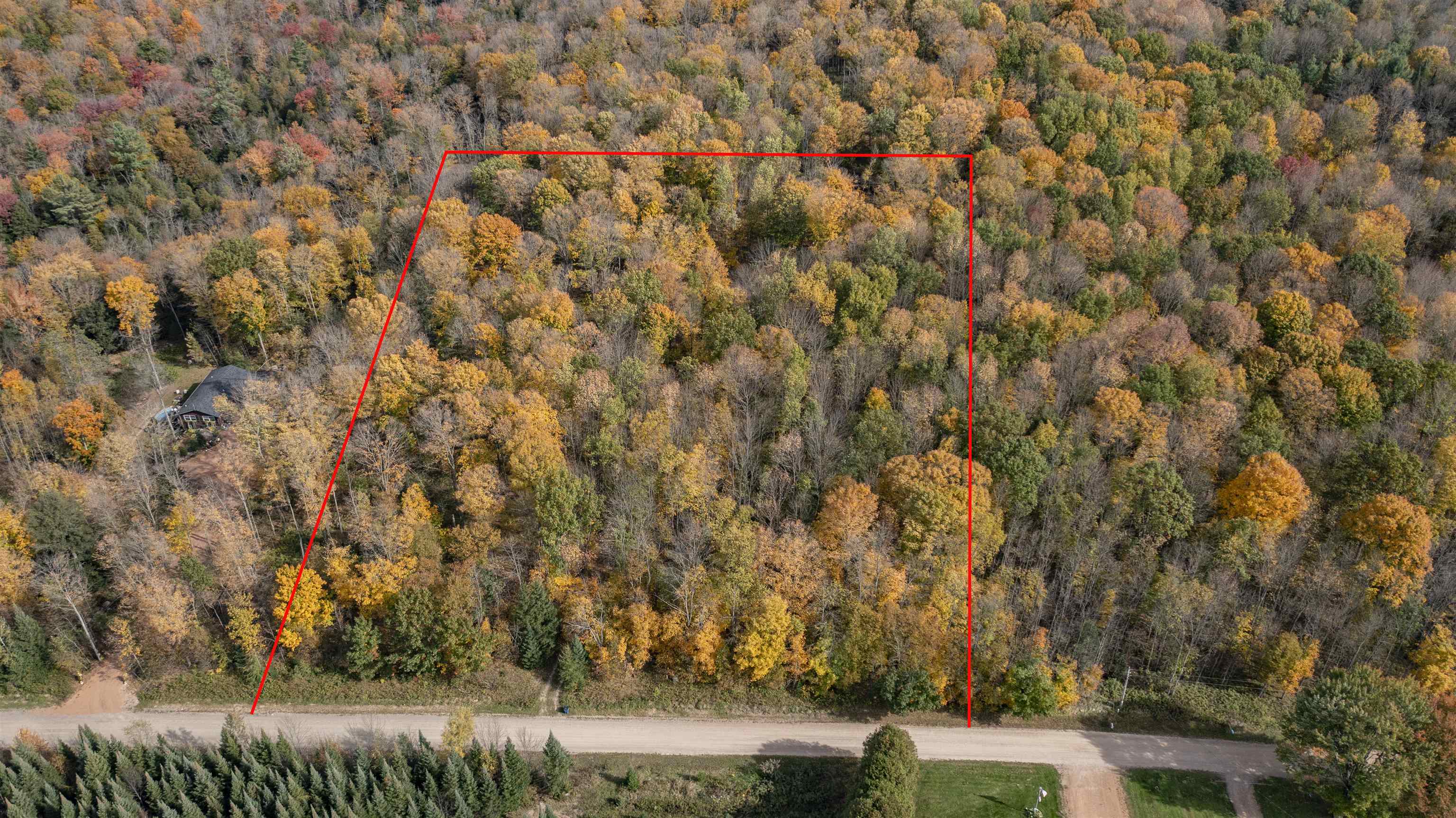 N7784 Elm Tree Lane Property Photo 2
