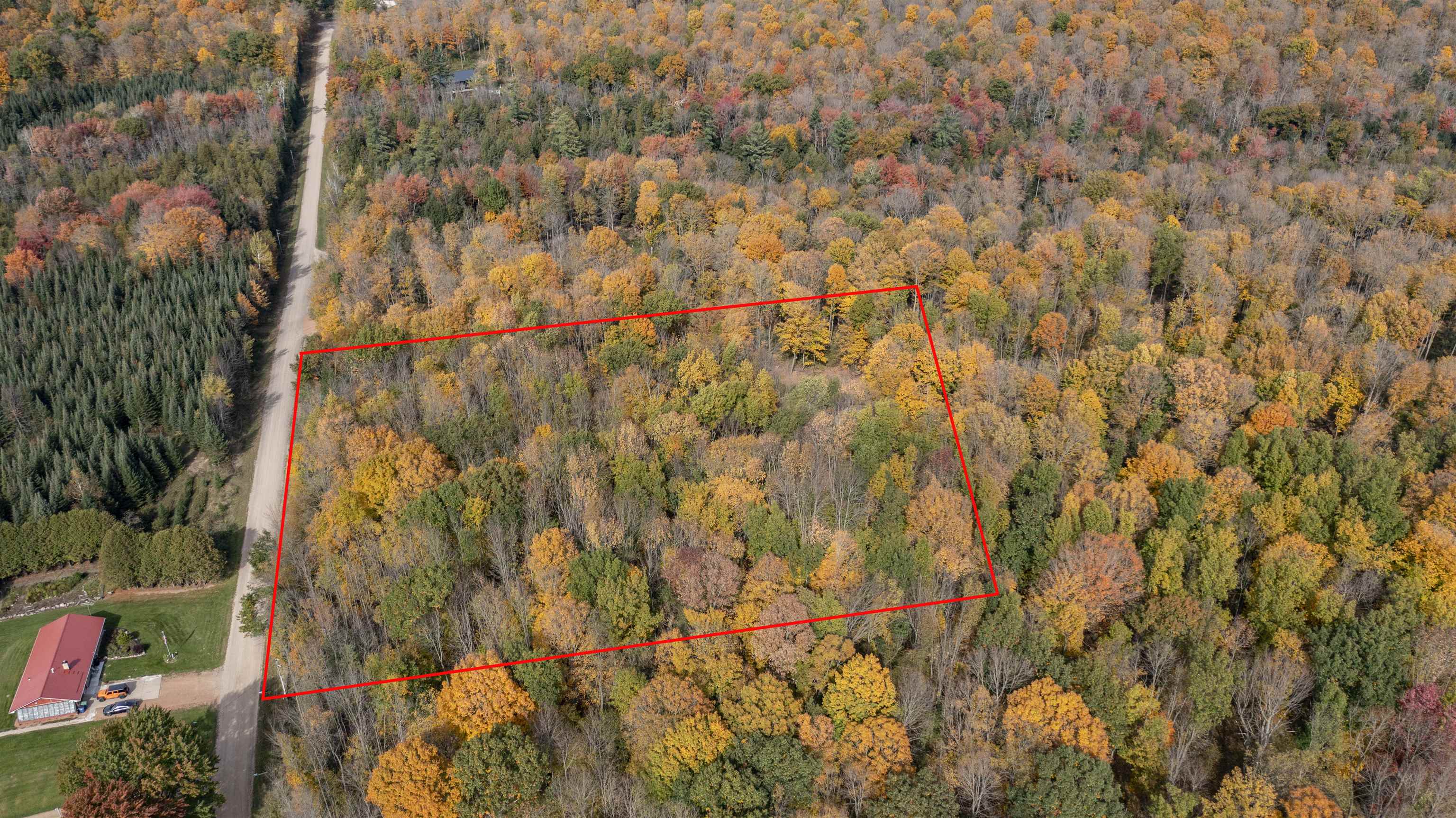 N7784 Elm Tree Lane Property Photo 3