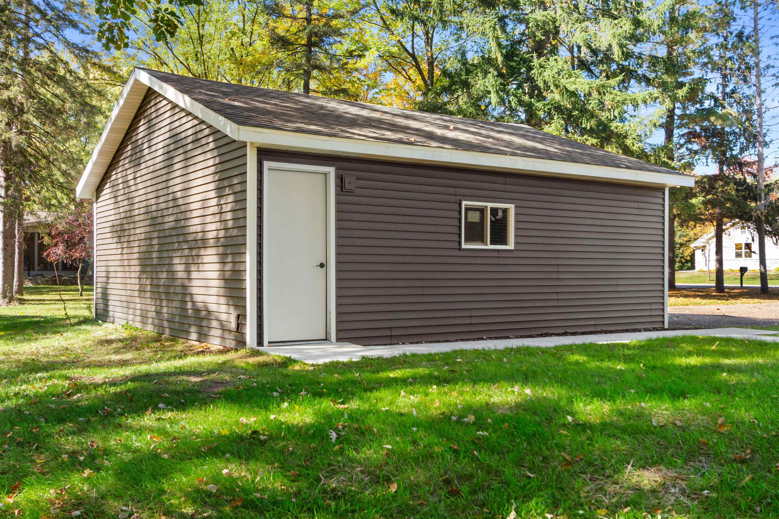 1041 Verbunker Avenue Property Photo 37