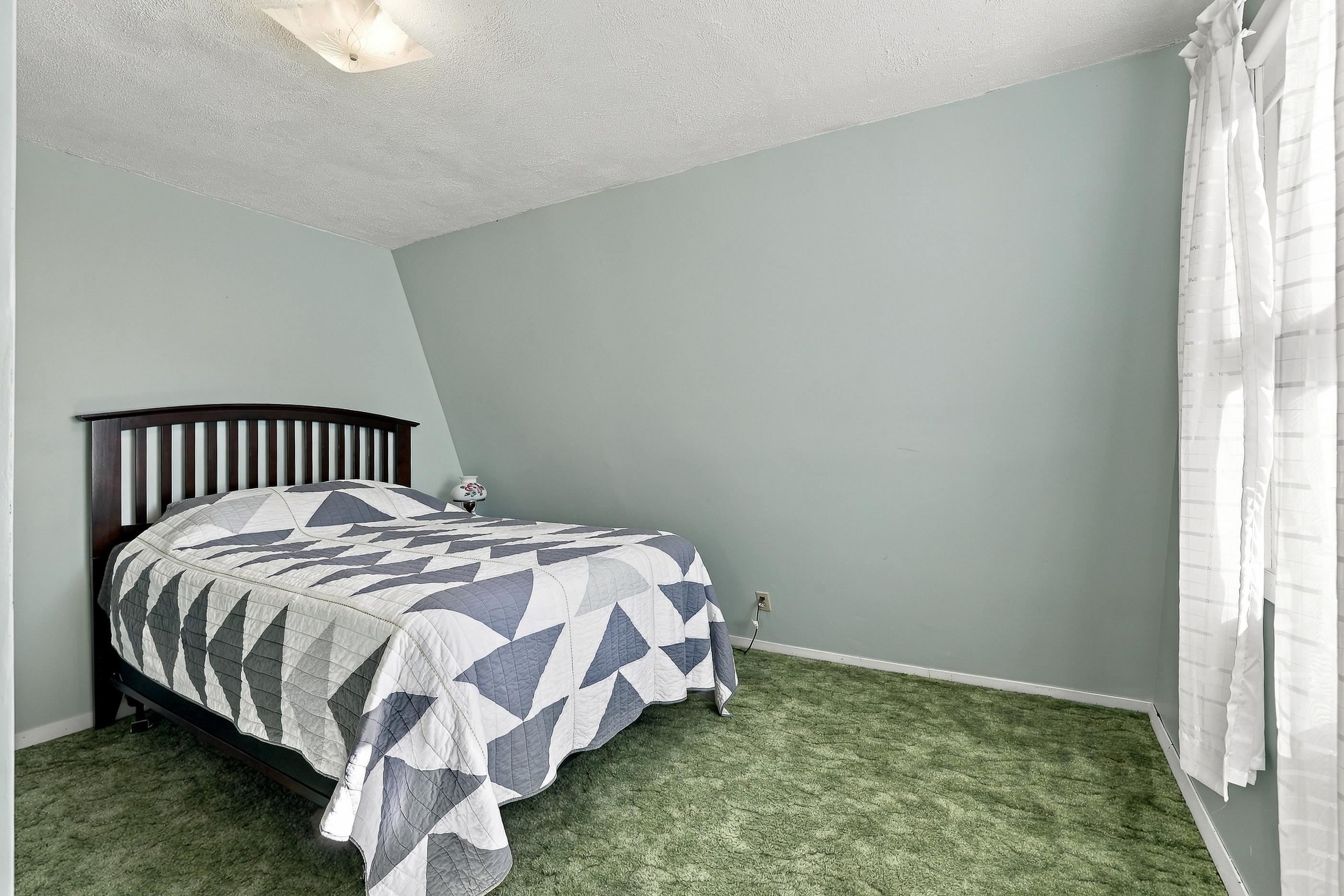 910 Two Mile Avenue Property Photo 37