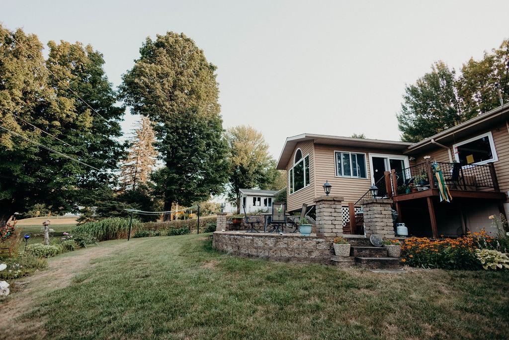 906 Chestnut Street Property Photo 4