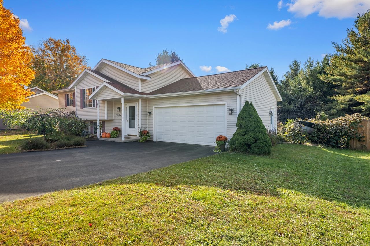 1305 Jackson Street Property Photo 5