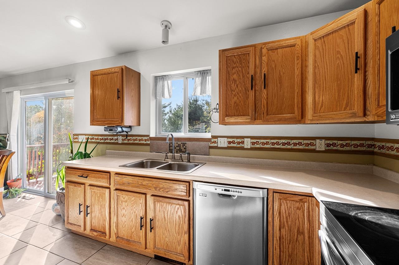1305 Jackson Street Property Photo 12