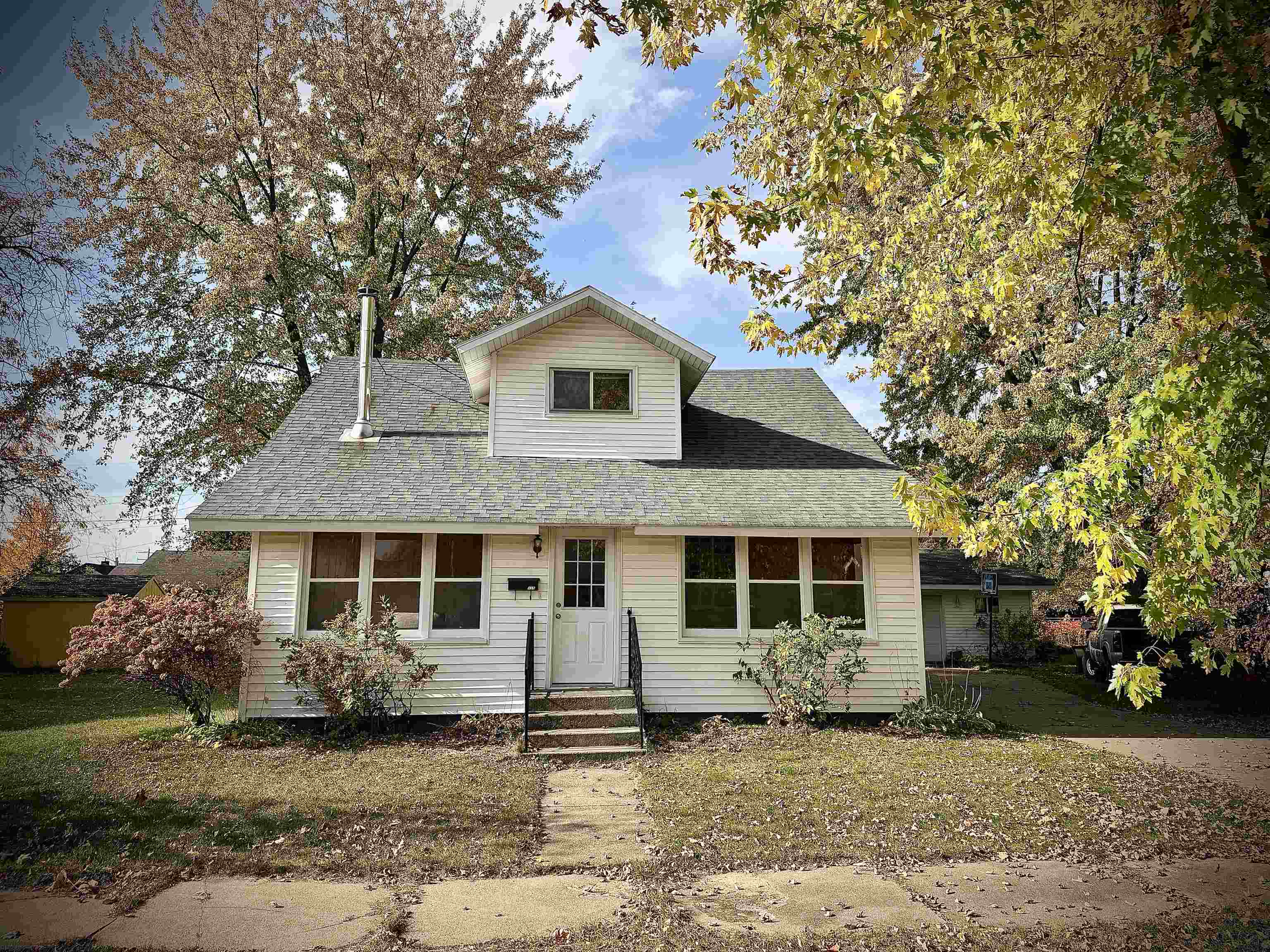 409 7th Street Property Photo 1