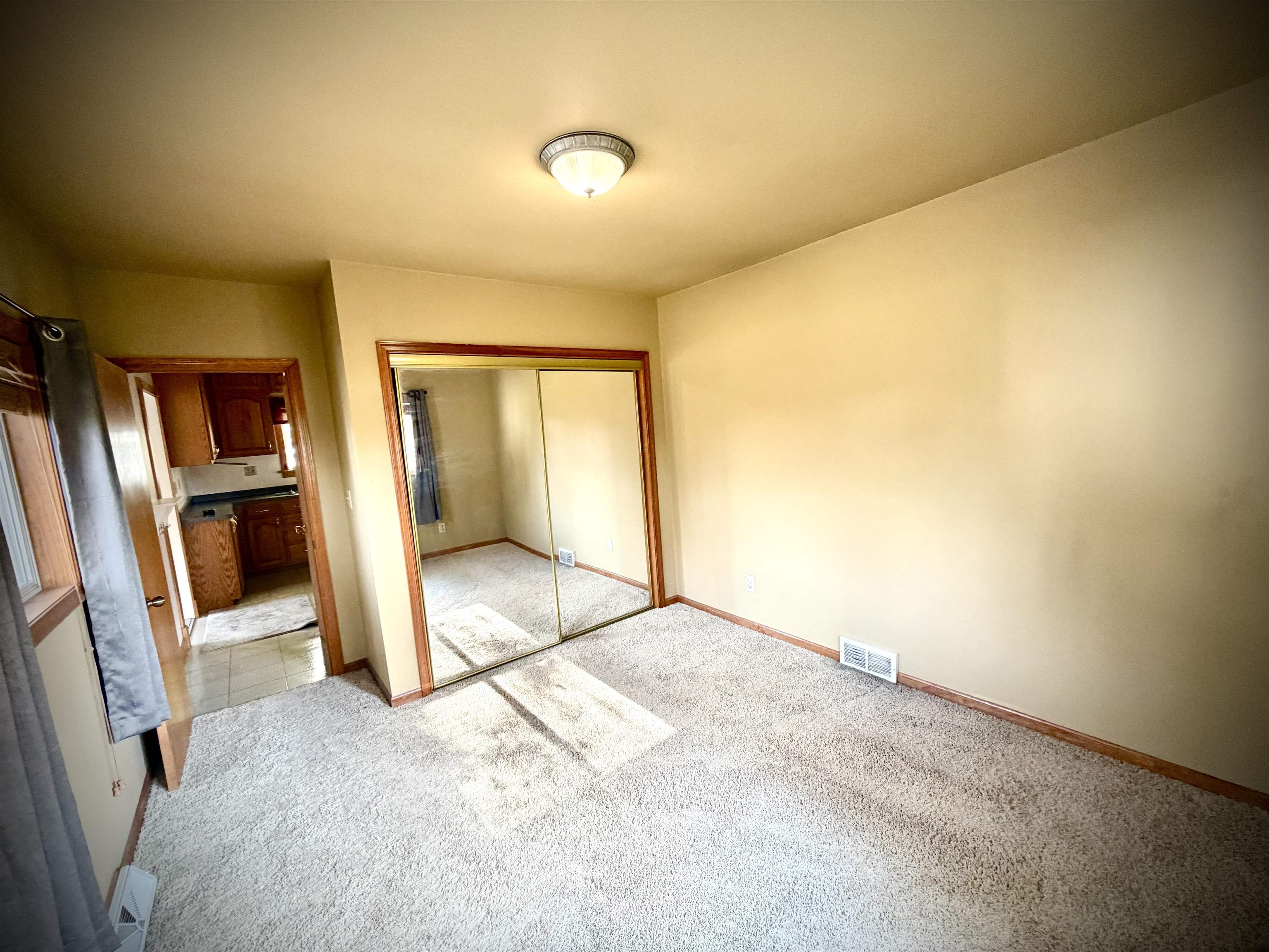 409 7th Street Property Photo 11