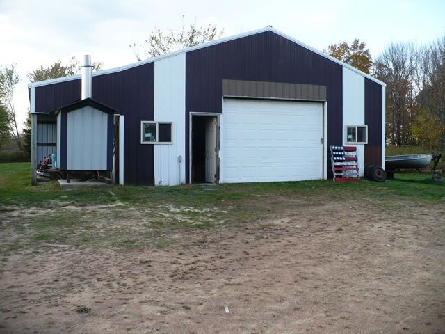 W7924 Crow Road Property Photo 4