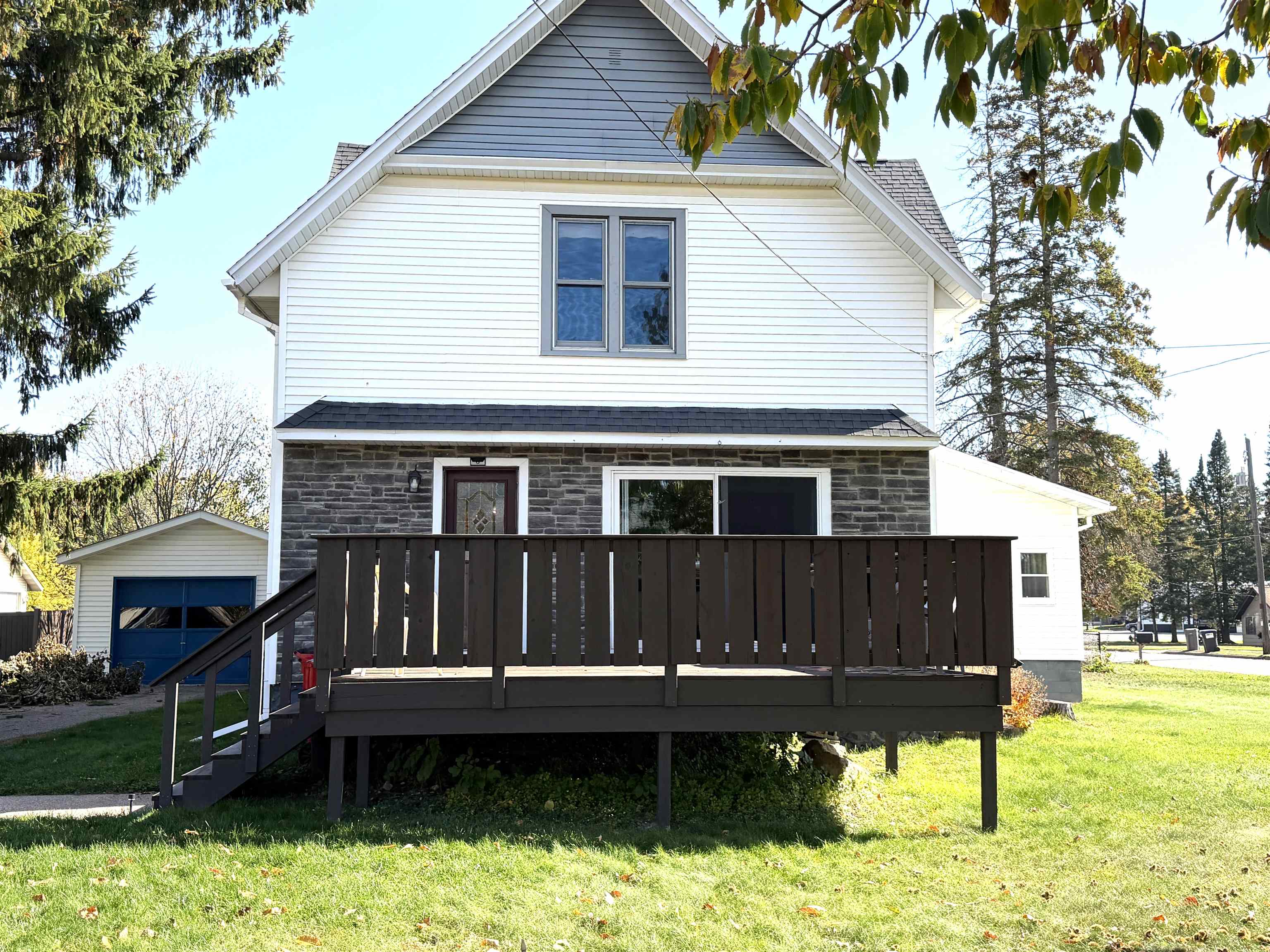 628 Mendlik Avenue Property Photo 1